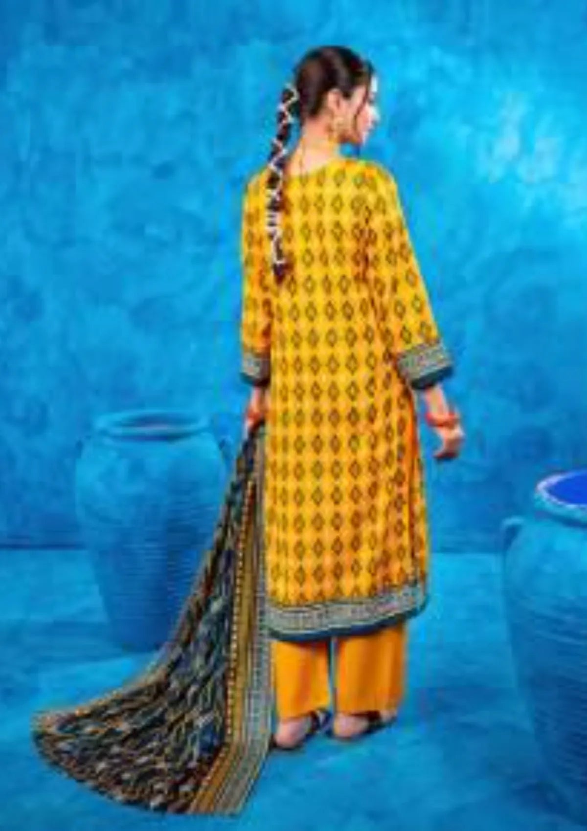 mohsin-saeed-fabrics-affordable-luxury-outfits-for-daily-formal-and-wedding-wear-This-product-is-from-zesh-exclusive-lawn25-drop-28-article-05-is-available-on-Mohsin-saeed-fabrics-website.