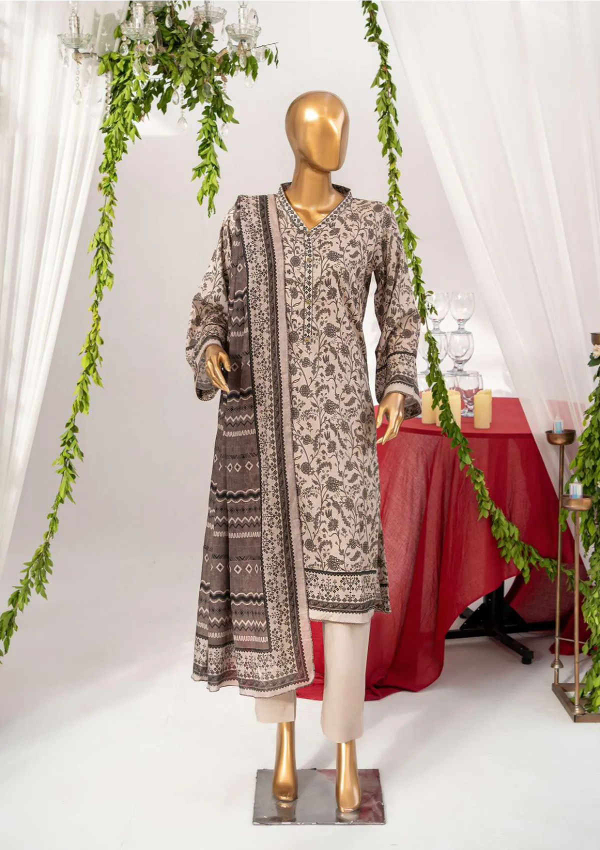 mohsin-saeed-fabrics-is-selling-online-and-in stores-Luxury-daily-wear-wedding-wear-formal-wear-in-budgeted-price-This-product-is-from-mahnaz-printed-lawn25-drop-1-design-01-is-available-on-Mohsin-saeed-fabrics-website.