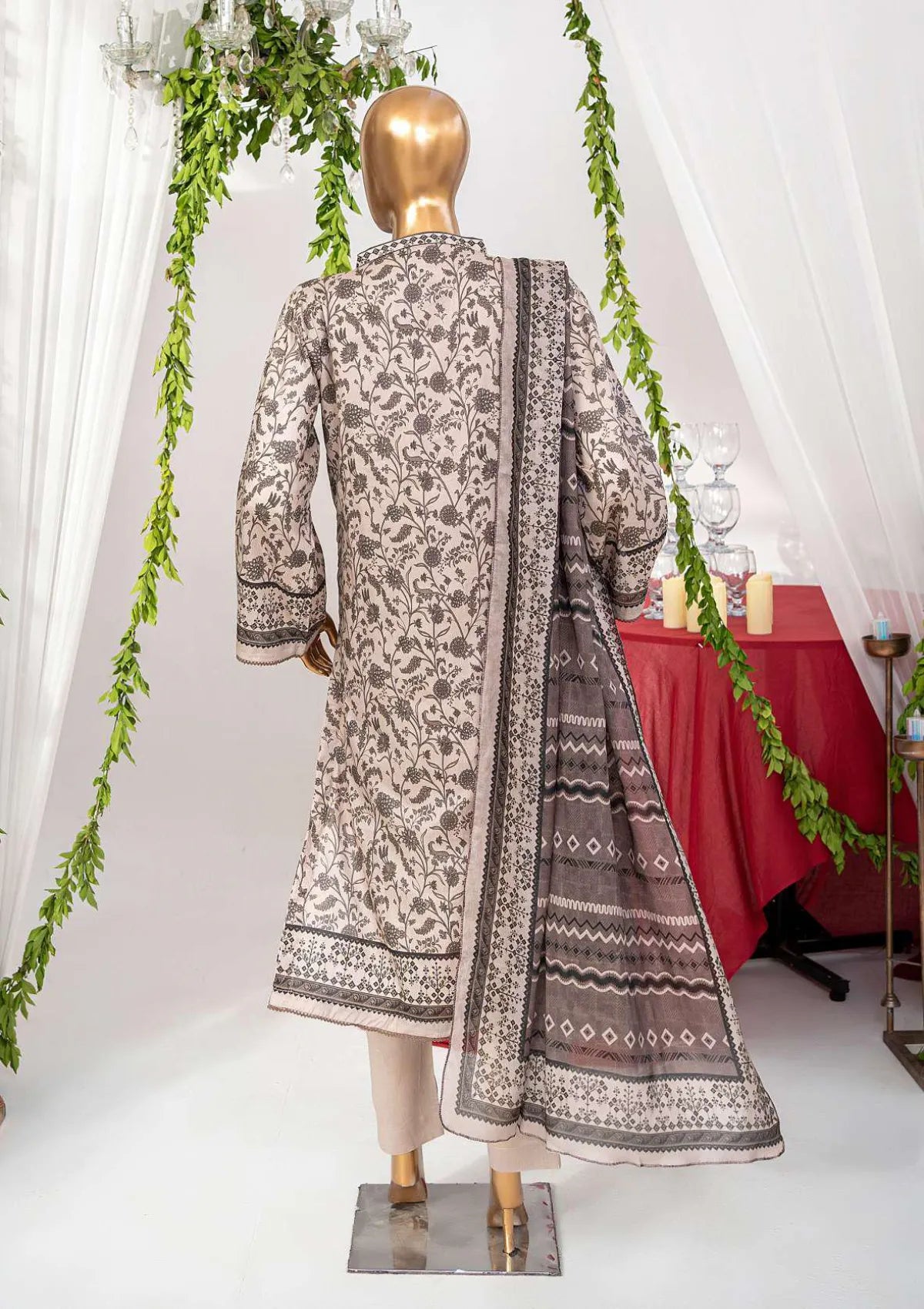 mohsin-saeed-fabrics-is-selling-online-and-in stores-Luxury-daily-wear-wedding-wear-formal-wear-in-budgeted-price-This-product-is-from-mahnaz-printed-lawn25-drop-1-design-01-is-available-on-Mohsin-saeed-fabrics-website.