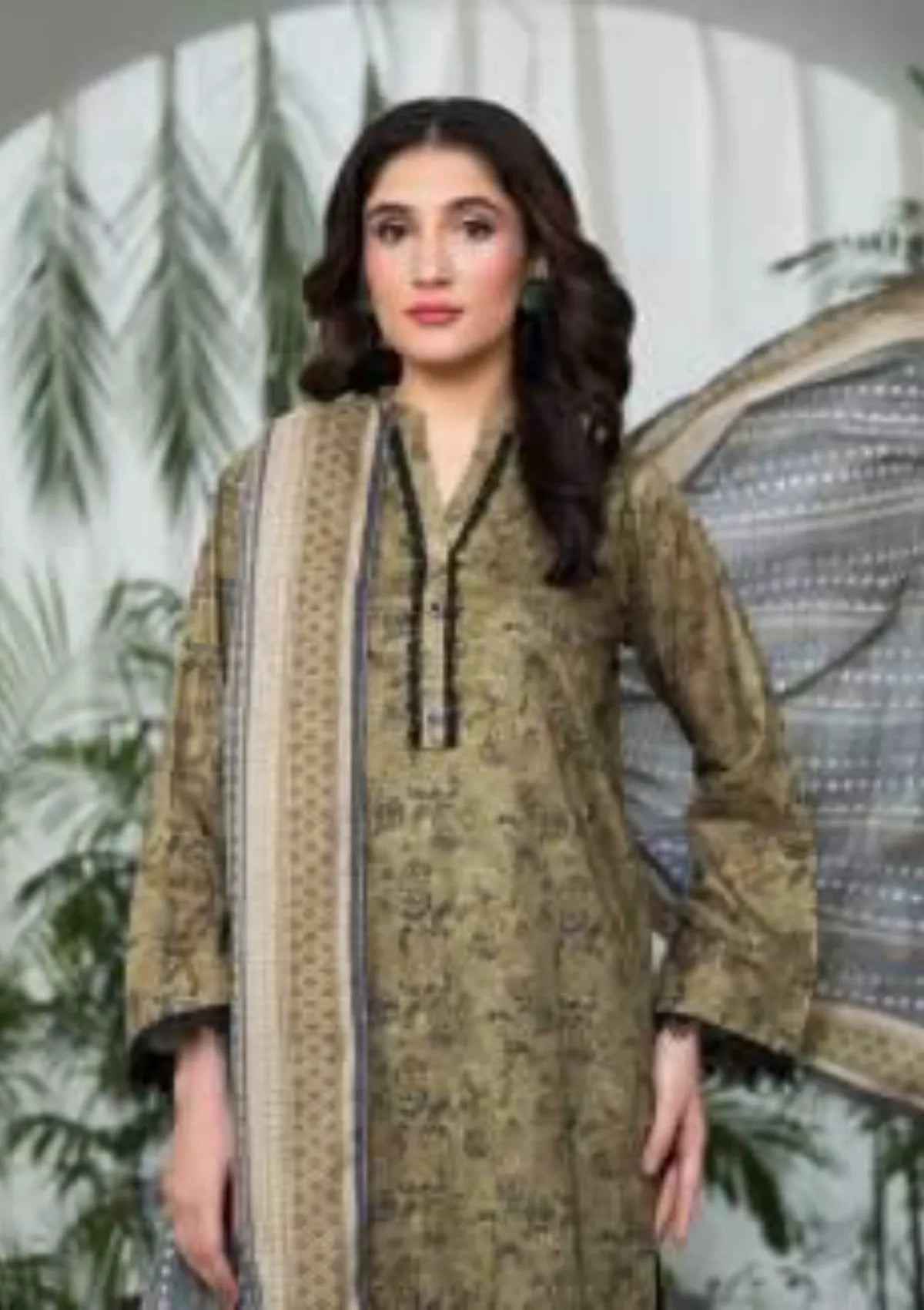 mohsin-saeed-fabrics-is-selling-online-and-in stores-Luxury-daily-wear-wedding-wear-formal-wear-in-budgeted-price-This-product-is-from-dabiha-tex-doriya-printed-lawn-25-d-01-is-available-on-Mohsin-saeed-fabrics-website.