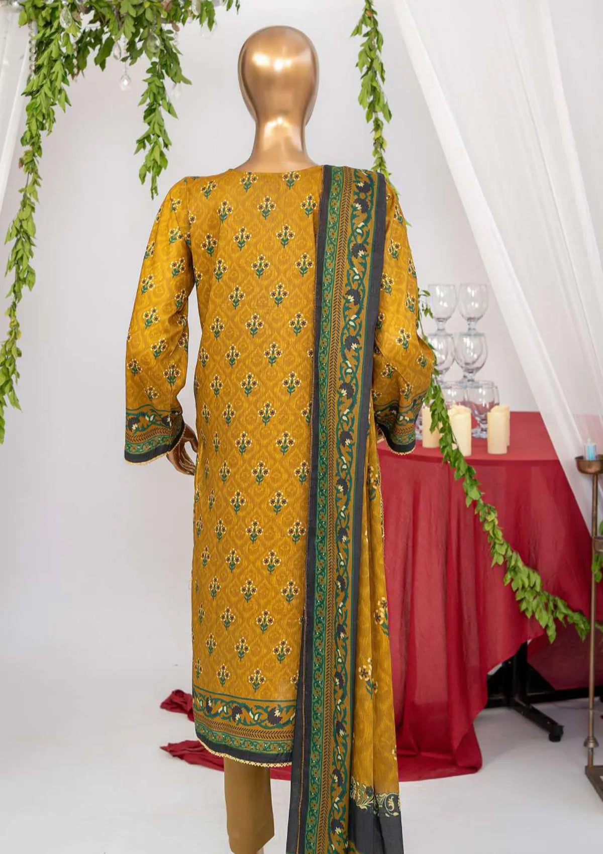 mohsin-saeed-fabrics-is-selling-online-and-in stores-Luxury-daily-wear-wedding-wear-formal-wear-in-budgeted-price-This-product-is-from-mahnaz-printed-lawn25-drop-1-design-03-is-available-on-Mohsin-saeed-fabrics-website.