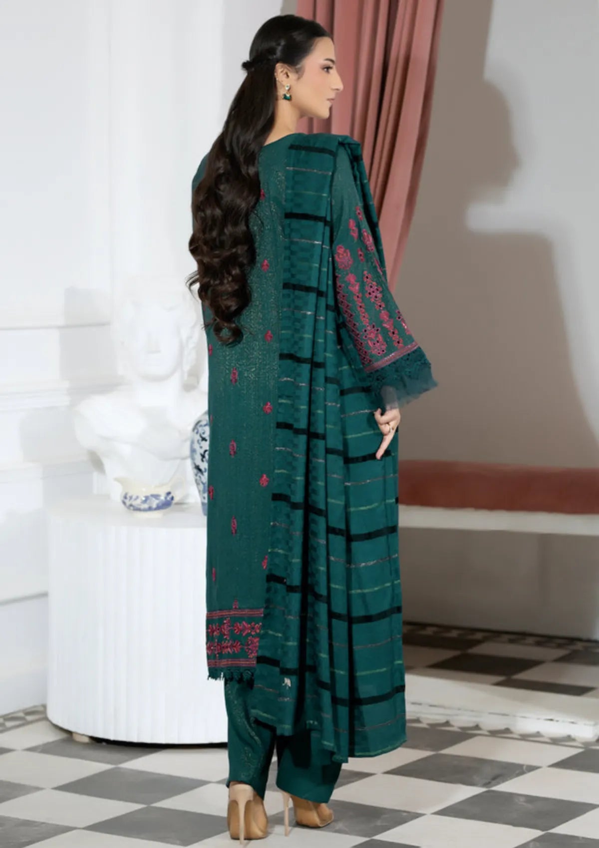 Johra Dahlia Winter'25 JW-639