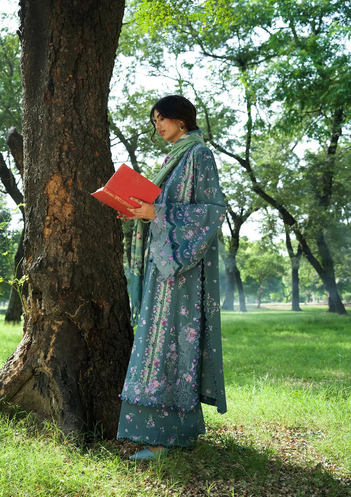 Elaf Wilderness Pashmina Shawl Edit'26 EWR-4B CINERARIA