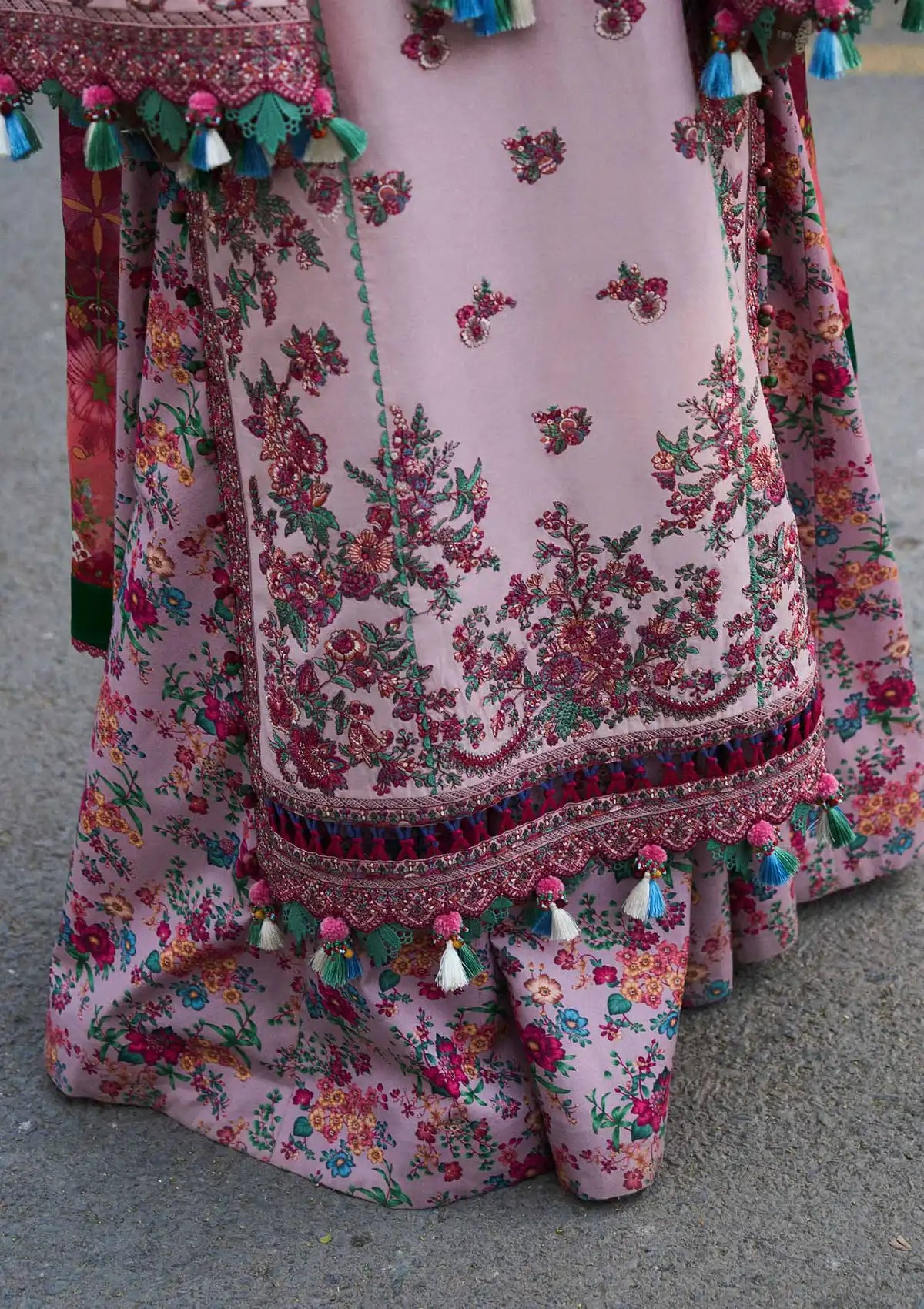 Hussain Rehar SS Lawn'24 D-01 SAKURA - Mohsin Saeed Fabrics