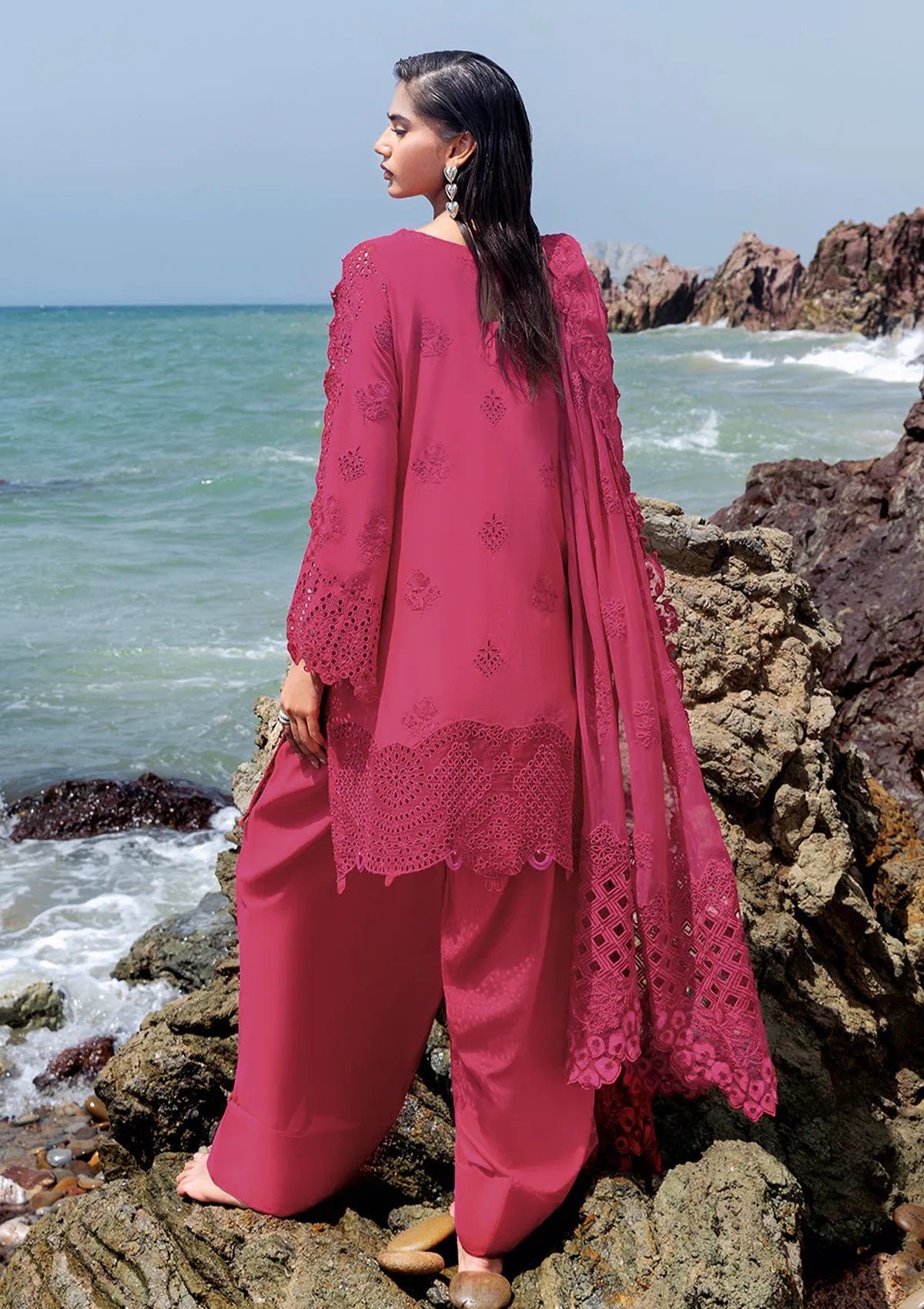 Afsanah Lost In Waves'26 A-207