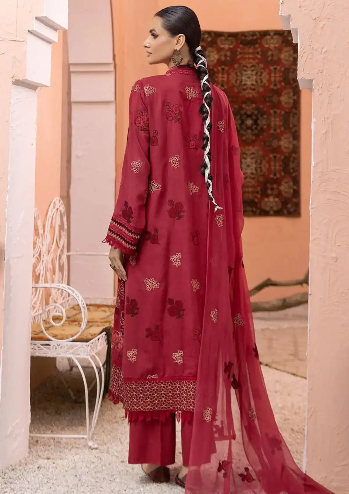 mohsin-saeed-fabrics-designer-daily-wear-formal-and-wedding-suits-within-budget-This-product-is-from-kashaf-by-mahees25-ml-02-is-available-on-Mohsin-saeed-fabrics-website.