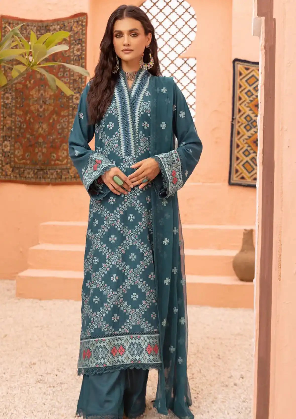 mohsin-saeed-fabrics-designer-daily-wear-formal-and-wedding-suits-within-budget-This-product-is-from-kashaf-by-mahees25-ml-04-is-available-on-Mohsin-saeed-fabrics-website.