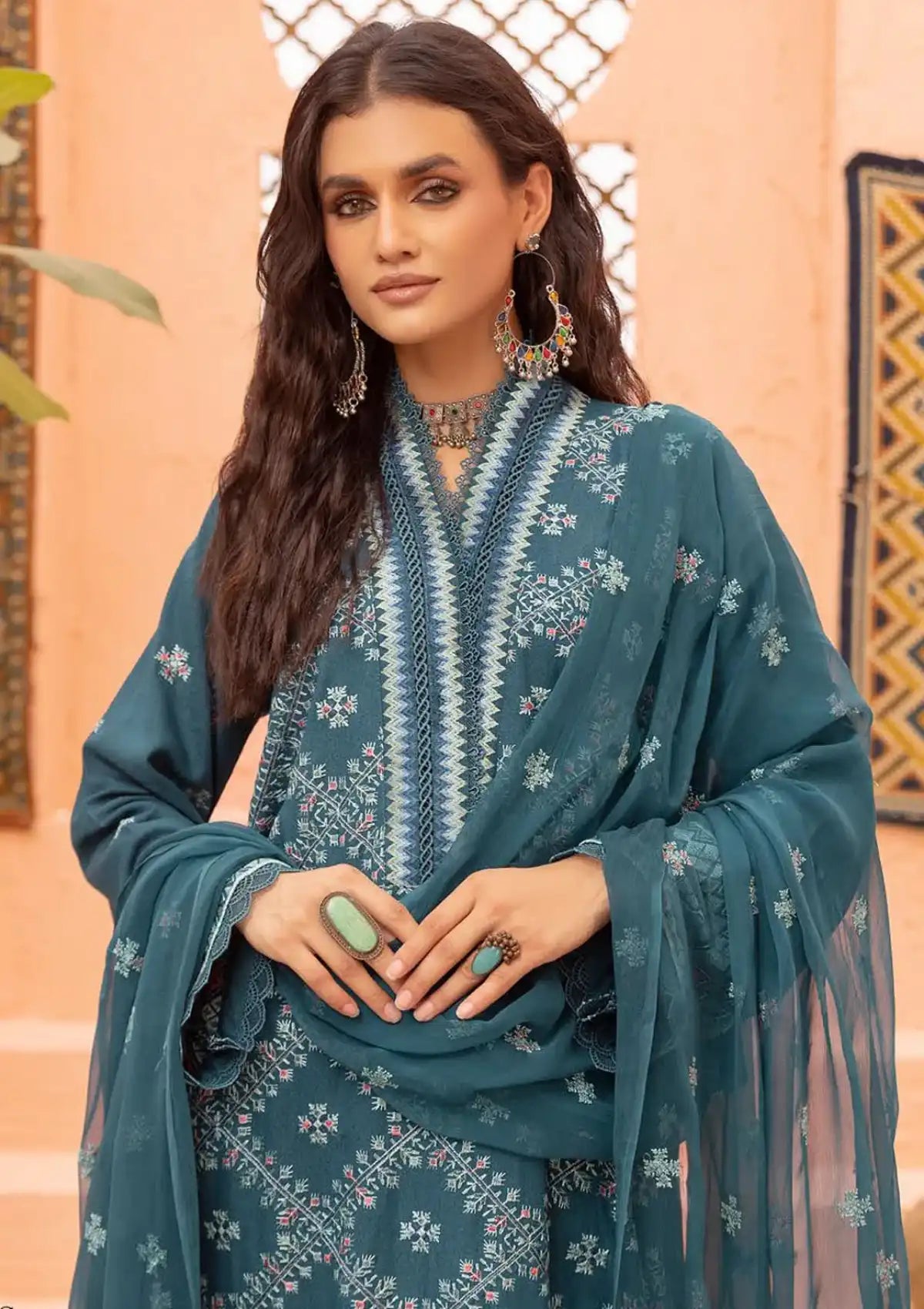 mohsin-saeed-fabrics-designer-daily-wear-formal-and-wedding-suits-within-budget-This-product-is-from-kashaf-by-mahees25-ml-04-is-available-on-Mohsin-saeed-fabrics-website.