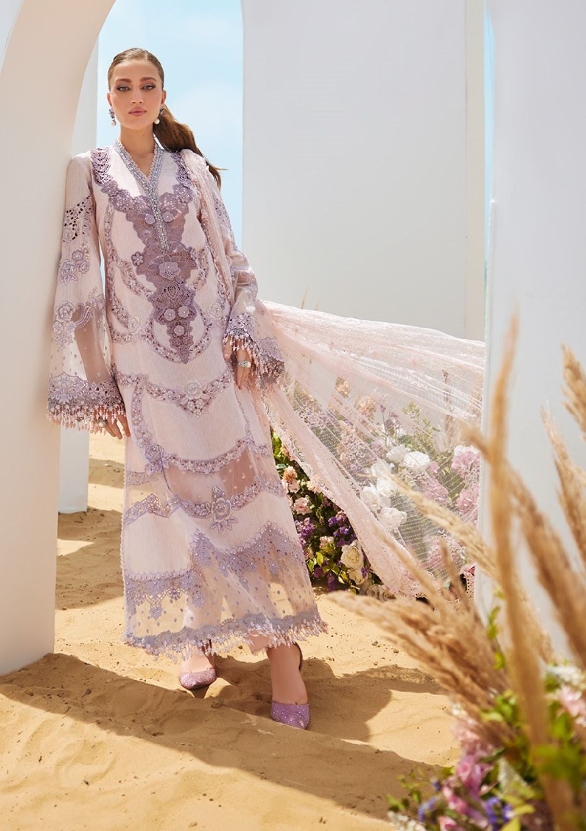 mohsin-saeed-fabrics-luxury-fashion-collection-daily-wear-wedding-and-formal-in-budget-This-product-is-from-maria-b-luxury-lawn25-eid-2-d-02-is-available-on-Mohsin-saeed-fabrics-website.