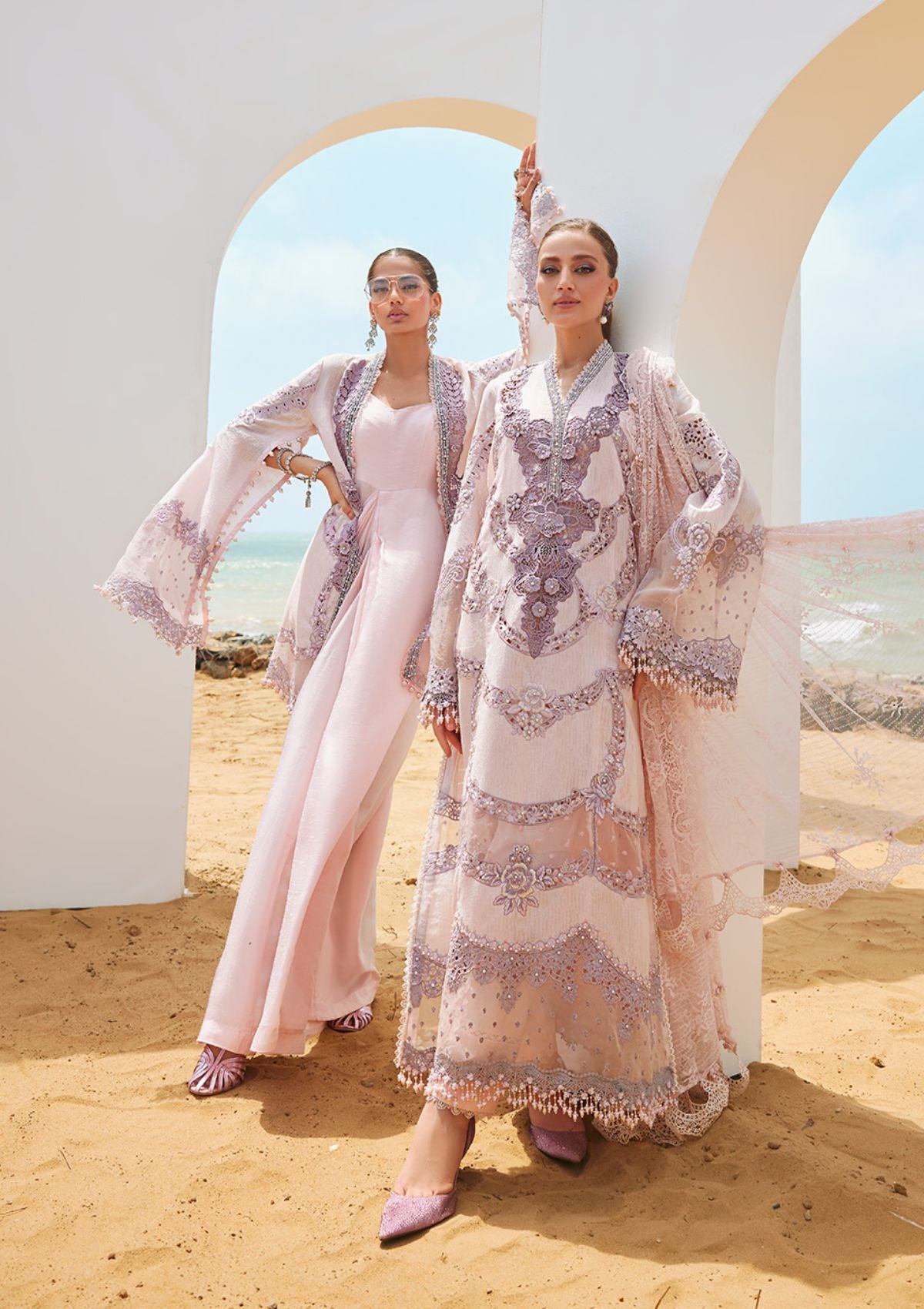mohsin-saeed-fabrics-luxury-fashion-collection-daily-wear-wedding-and-formal-in-budget-This-product-is-from-maria-b-luxury-lawn25-eid-2-d-02-is-available-on-Mohsin-saeed-fabrics-website.