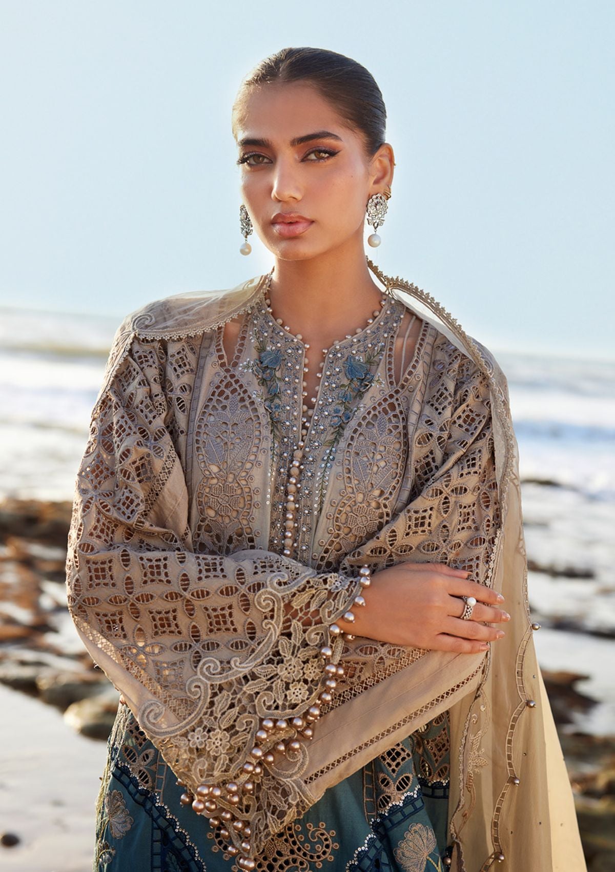 mohsin-saeed-fabrics-luxury-fashion-collection-daily-wear-wedding-and-formal-in-budget-This-product-is-from-maria-b-luxury-lawn25-eid-2-d-08-is-available-on-Mohsin-saeed-fabrics-website.