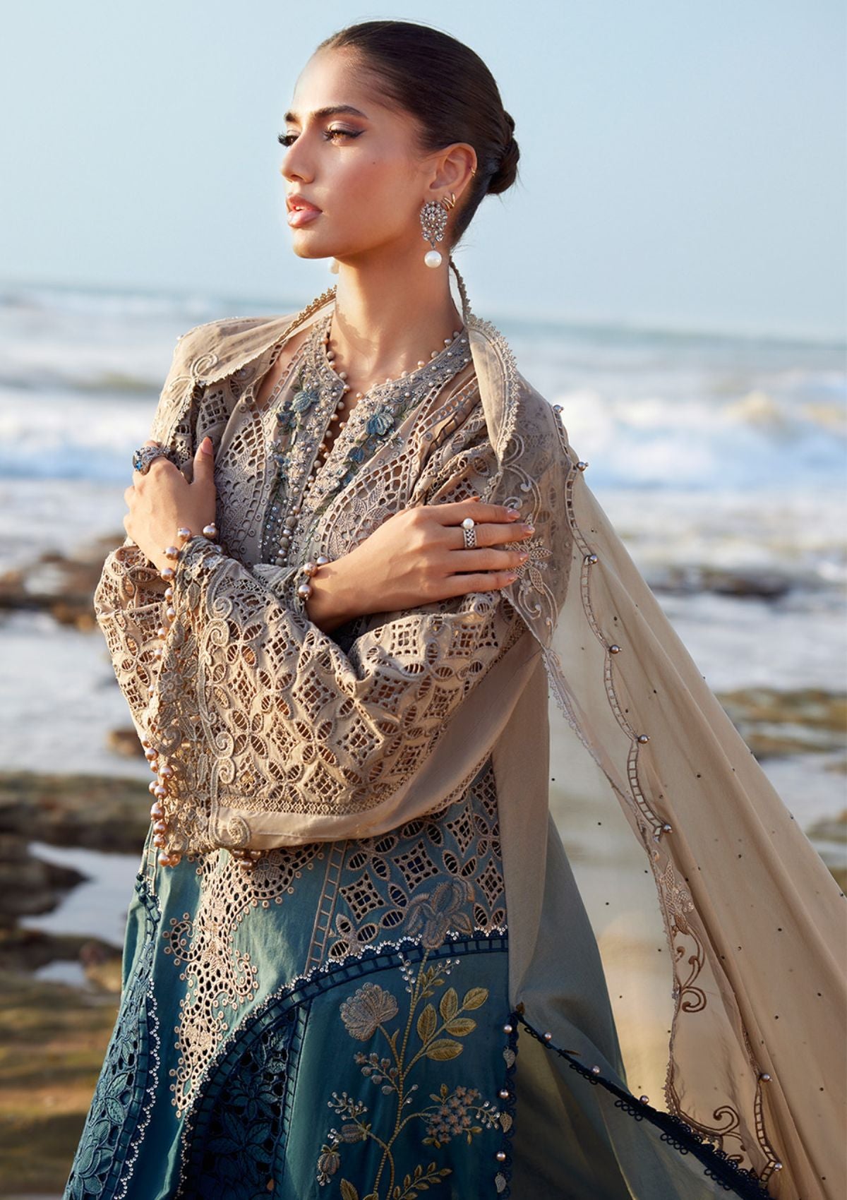 mohsin-saeed-fabrics-luxury-fashion-collection-daily-wear-wedding-and-formal-in-budget-This-product-is-from-maria-b-luxury-lawn25-eid-2-d-08-is-available-on-Mohsin-saeed-fabrics-website.