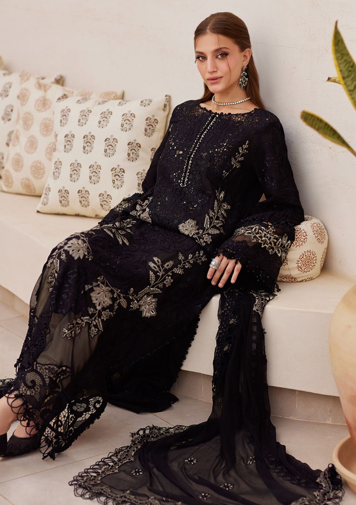 mohsin-saeed-fabrics-luxury-fashion-collection-daily-wear-wedding-and-formal-in-budget-This-product-is-from-maria-b-luxury-lawn25-eid-2-d-03-is-available-on-Mohsin-saeed-fabrics-website.