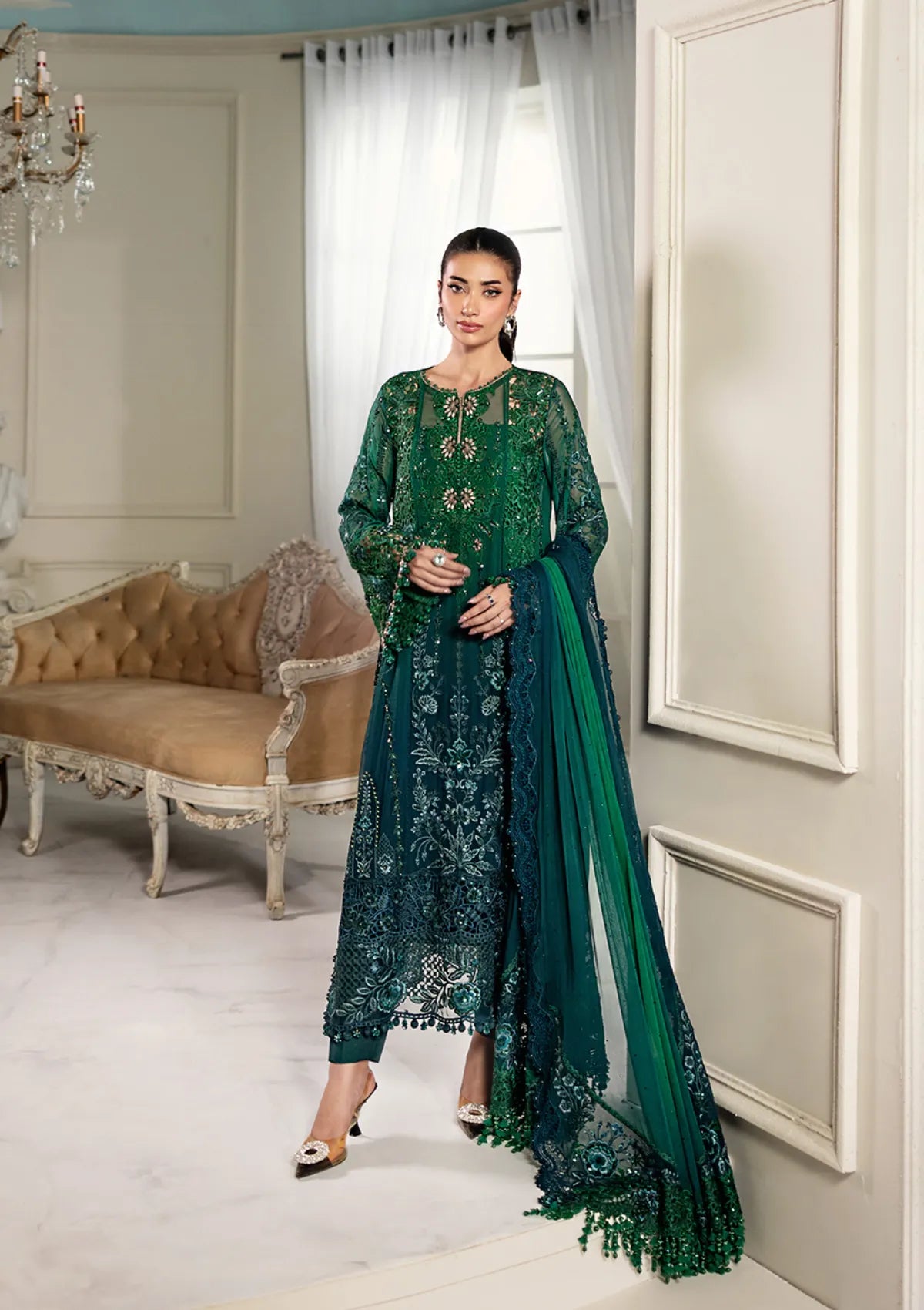 mohsin-saeed-fabrics-designer-daily-wear-formal-and-wedding-suits-within-budget-This-product-is-from-maria-b-unstitched-chiffons25-d-06-is-available-on-Mohsin-saeed-fabrics-website.