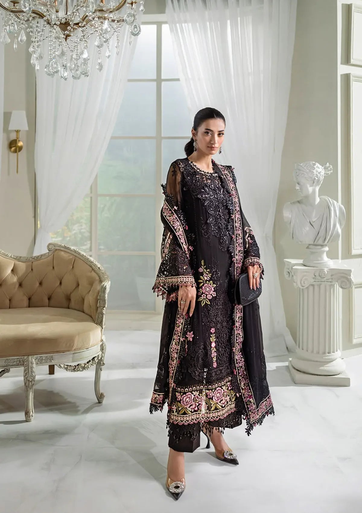 mohsin-saeed-fabrics-designer-daily-wear-formal-and-wedding-suits-within-budget-This-product-is-from-maria-b-unstitched-chiffons25-d-04-is-available-on-Mohsin-saeed-fabrics-website.