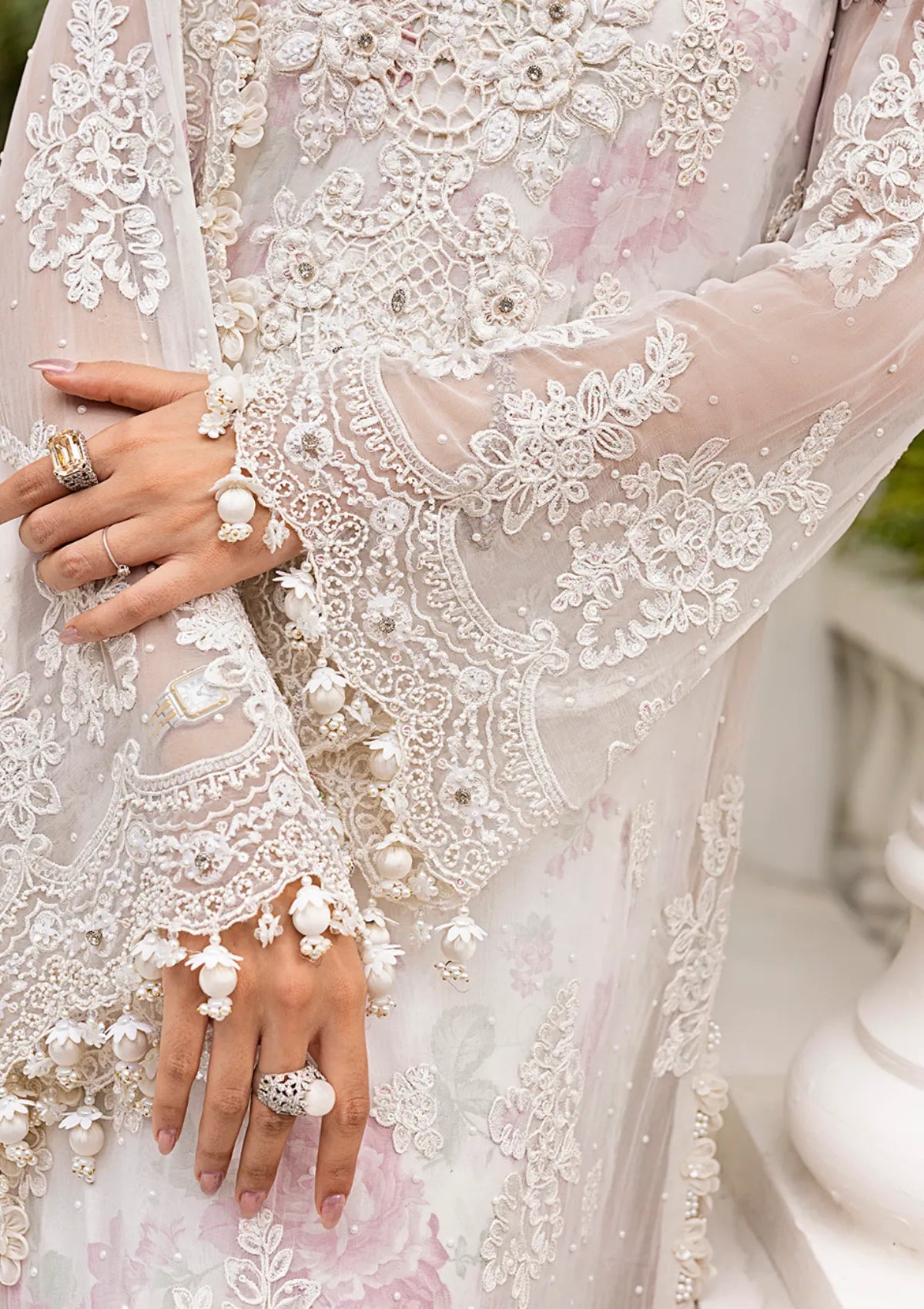 mohsin-saeed-fabrics-designer-daily-wear-formal-and-wedding-suits-within-budget-This-product-is-from-maria-b-unstitched-chiffons25-d-01-is-available-on-Mohsin-saeed-fabrics-website.