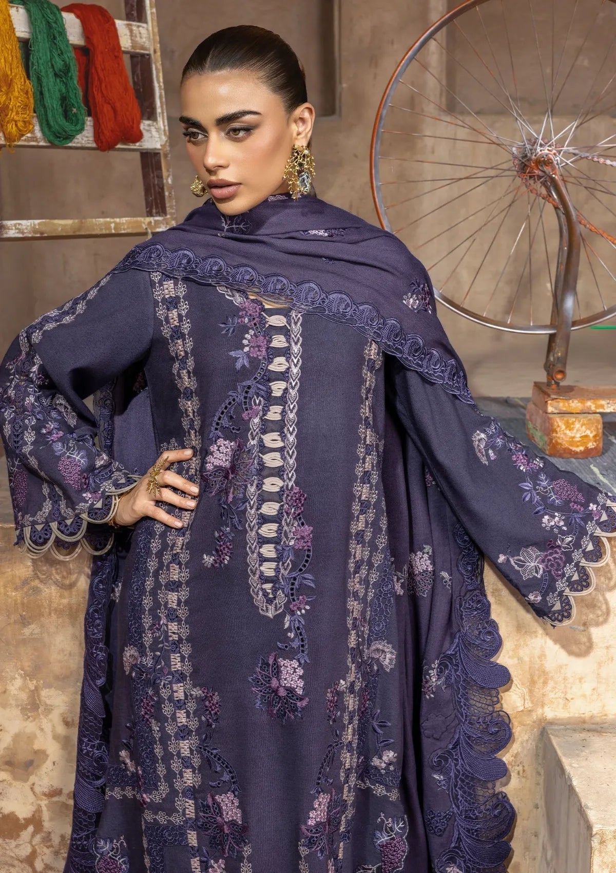 Saira Shakira Winter'25 D-01B LILA