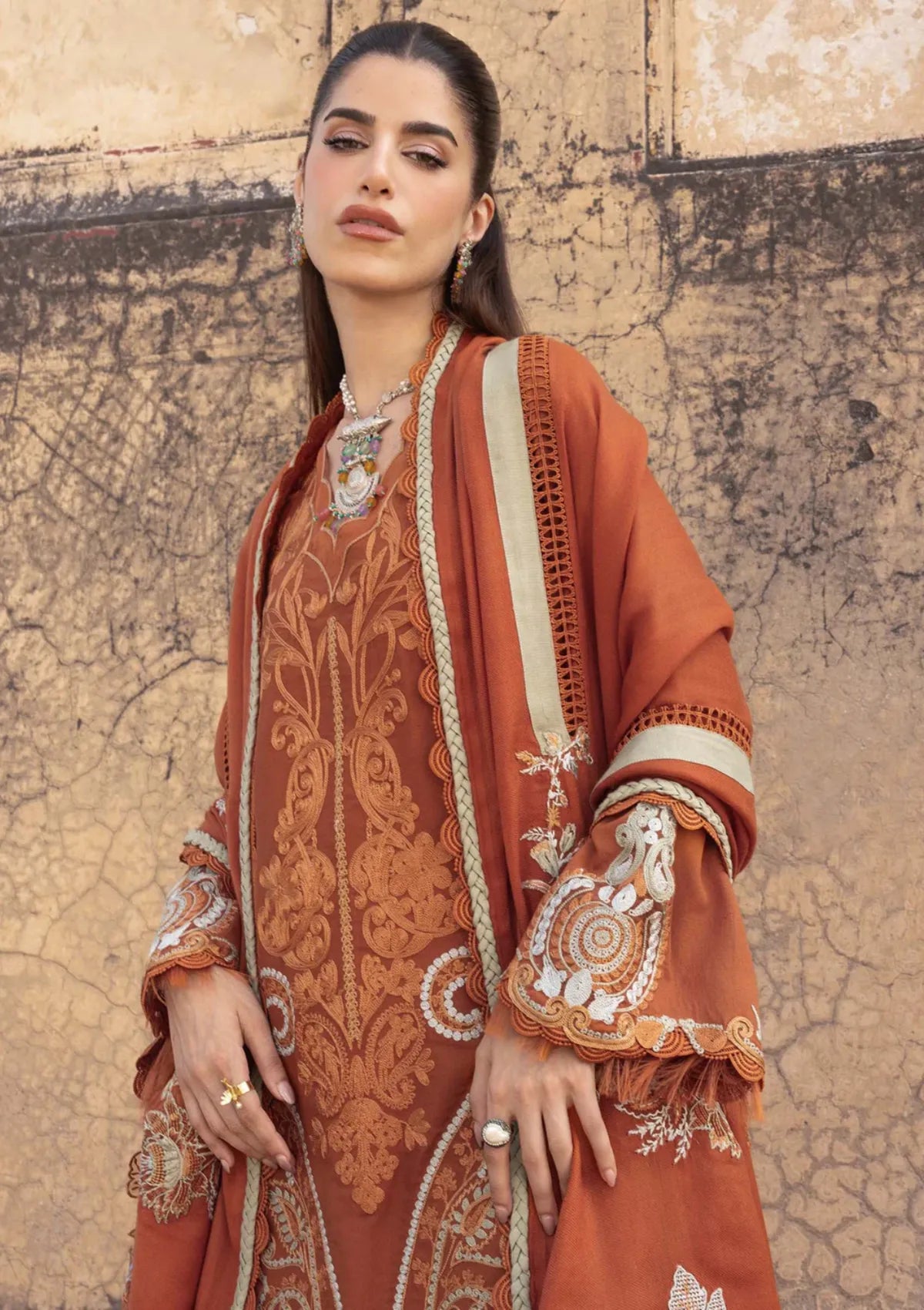 Saira Shakira Winter'25 D-05B AFSANEH