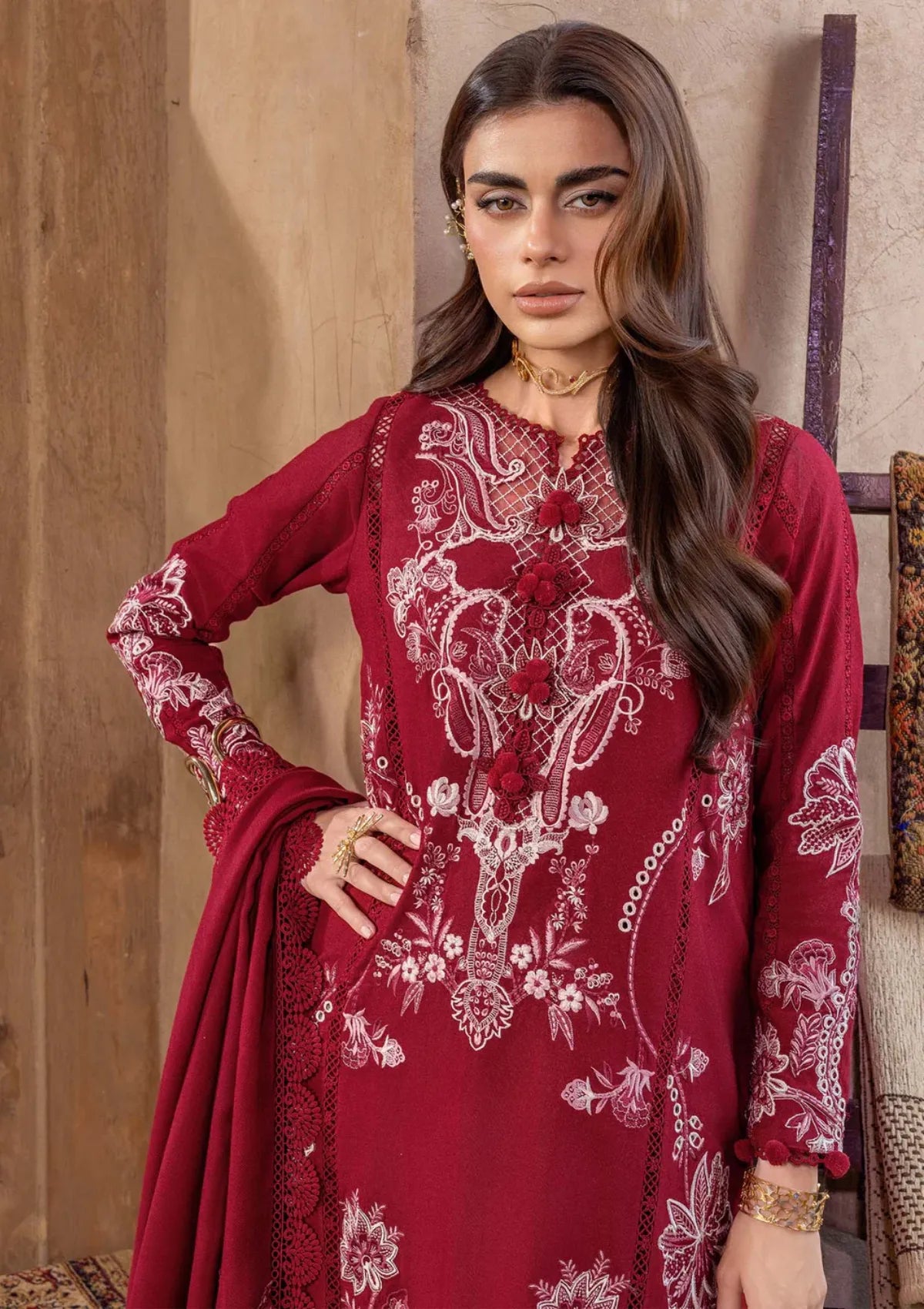 Saira Shakira Winter'25 D-02A FRIYA