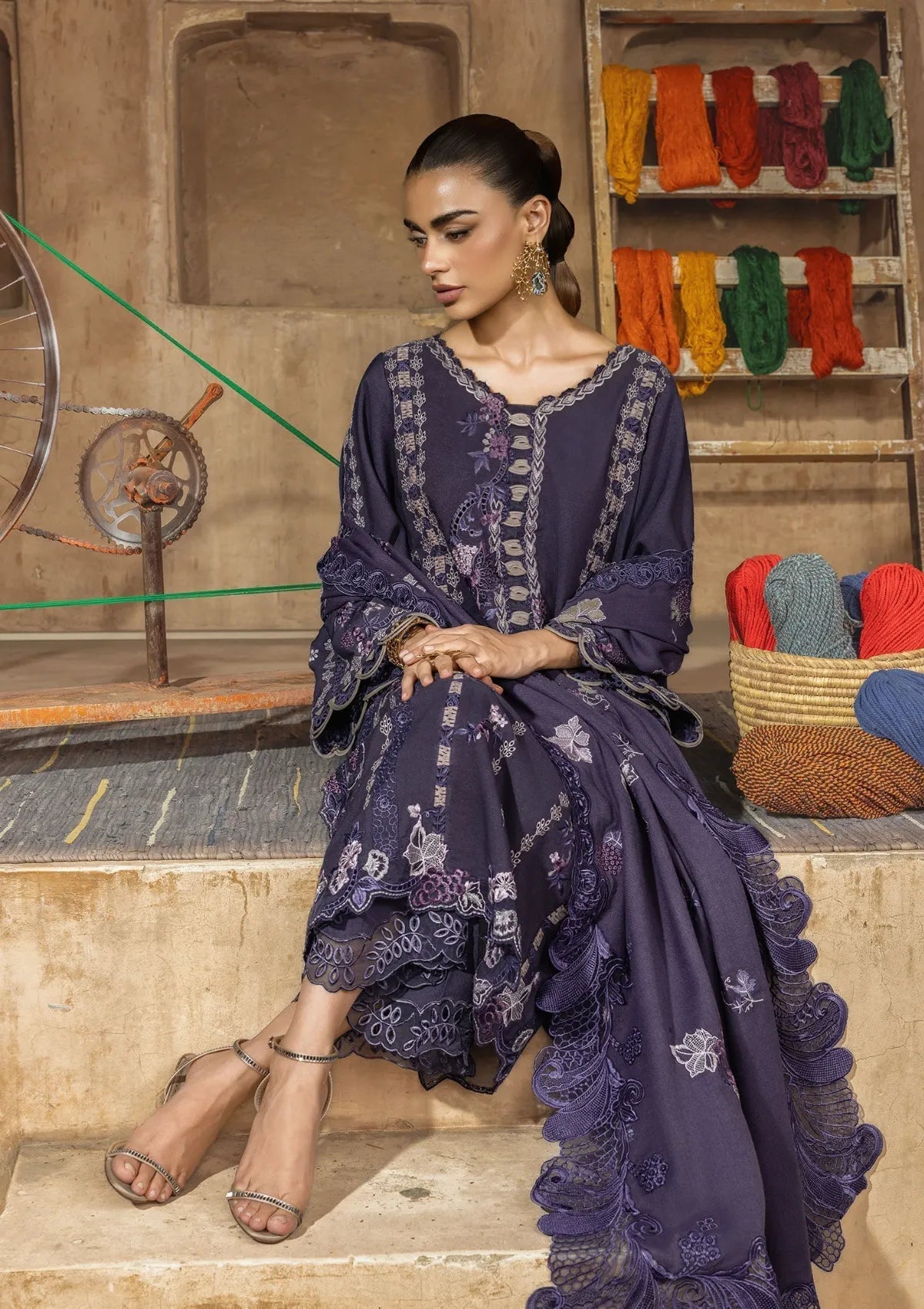 Saira Shakira Winter'25 D-01B LILA