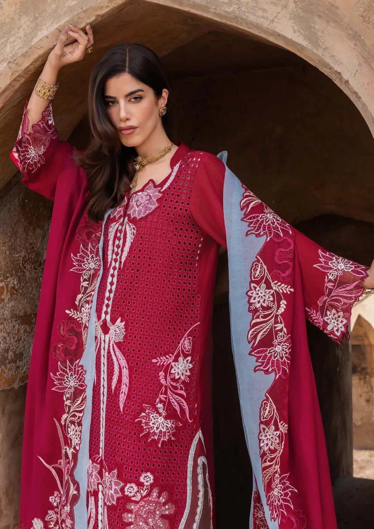 Saira Shakira Winter'25 D-04A GULNAAR