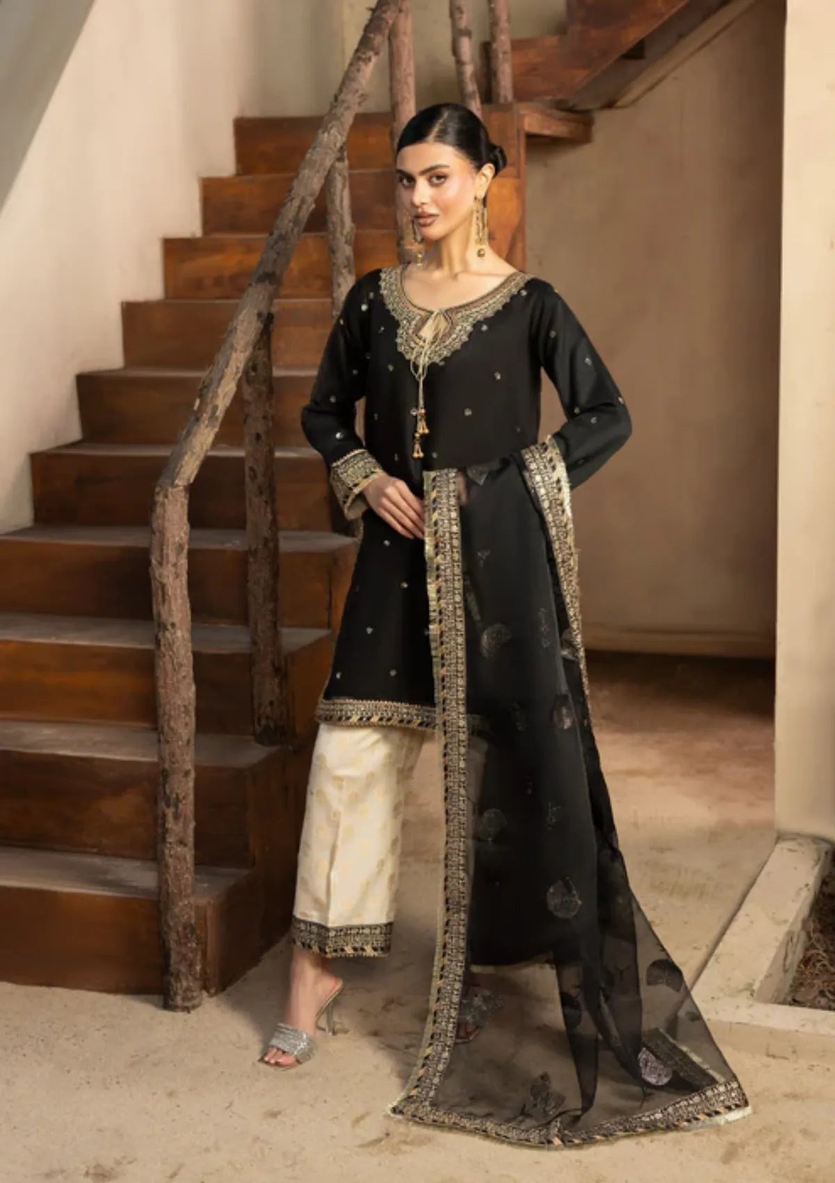 Diara Couture Rangrez'25 D-06 KANEEZ BLACK