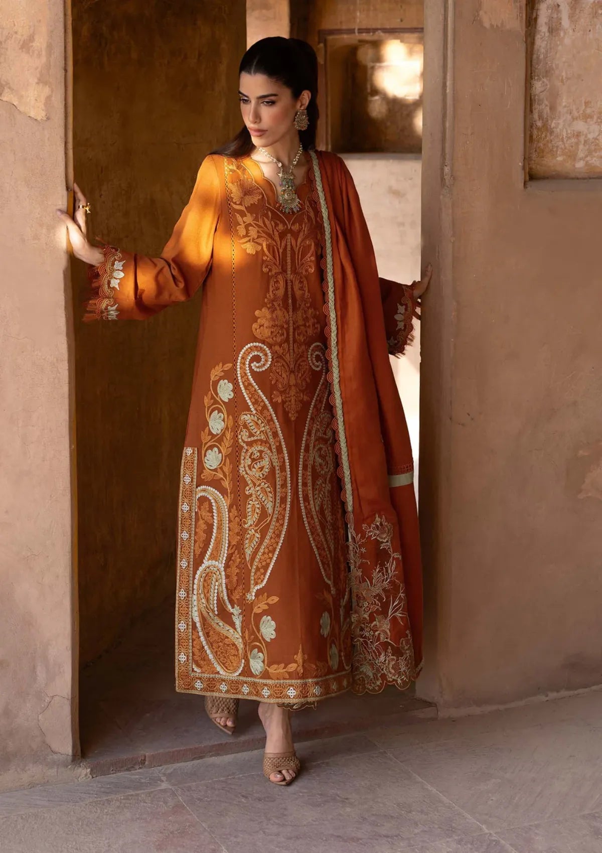 Saira Shakira Winter'25 D-05B AFSANEH
