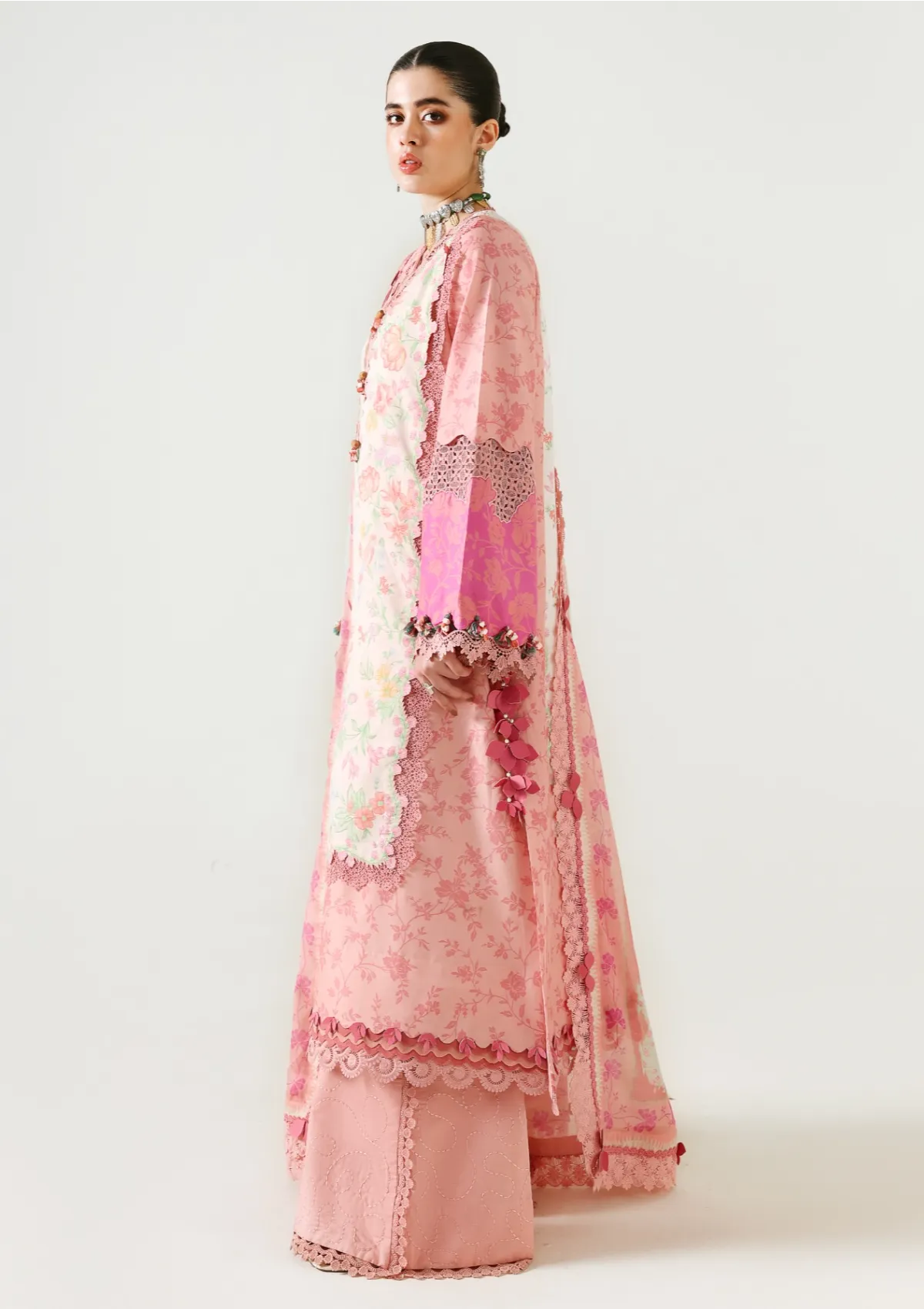 Republic Neoma Prints Lawn'26 SP-04 AEVE