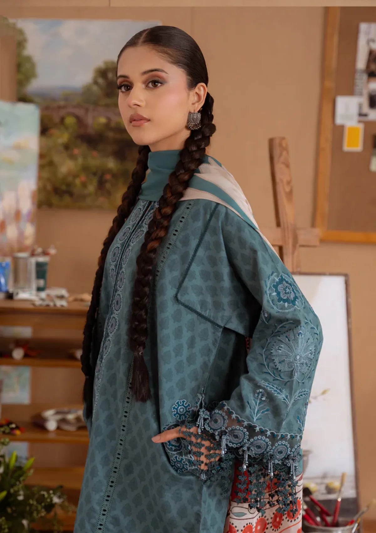 mohsin-saeed-fabrics-designer-daily-wear-formal-and-wedding-suits-within-budget-This-product-is-from-saira-rizwan-laanem-summer-lawn25-seren-b-srl25-08-is-available-on-Mohsin-saeed-fabrics-website.