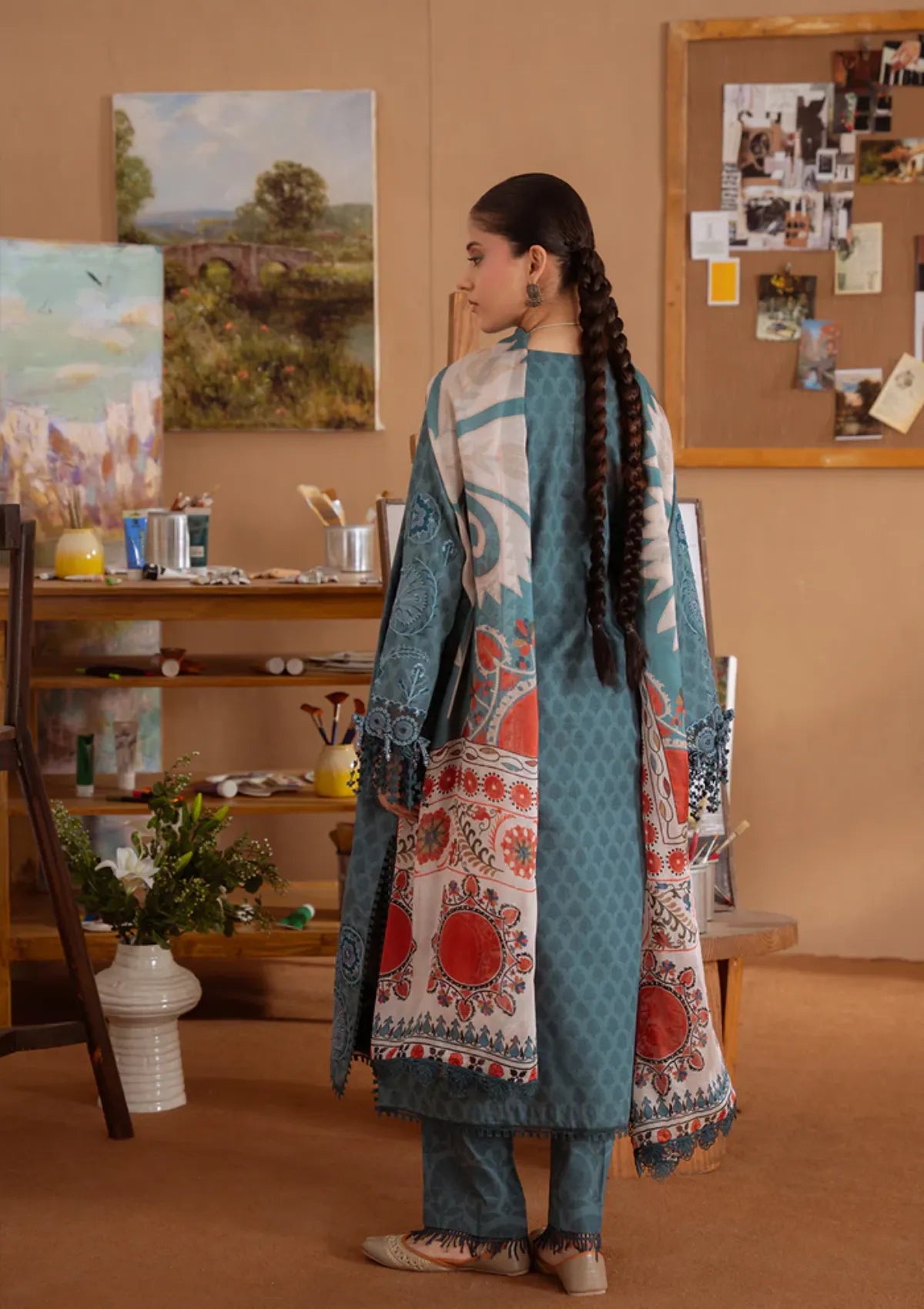mohsin-saeed-fabrics-designer-daily-wear-formal-and-wedding-suits-within-budget-This-product-is-from-saira-rizwan-laanem-summer-lawn25-seren-b-srl25-08-is-available-on-Mohsin-saeed-fabrics-website.