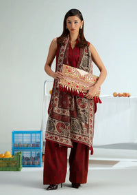 mohsin-saeed-fabrics-designer-daily-wear-formal-and-wedding-suits-within-budget-This-product-is-from-saira-rizwan-joolie-prints25-jpu25-07-midnight-is-available-on-Mohsin-saeed-fabrics-website.