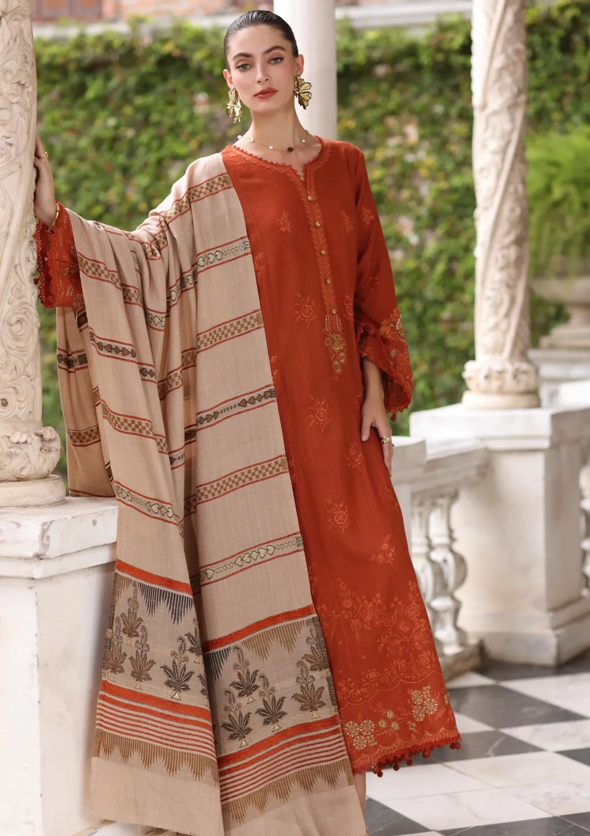 Noor By Saadia Asad Pashmina Shawl'25 D-10 Rustique