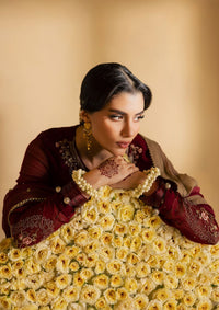 mohsin-saeed-fabrics-designer-daily-wear-formal-and-wedding-suits-within-budget-This-product-is-from-nureh-mukeshkari-chiffon25-mk-16-is-available-on-Mohsin-saeed-fabrics-website.