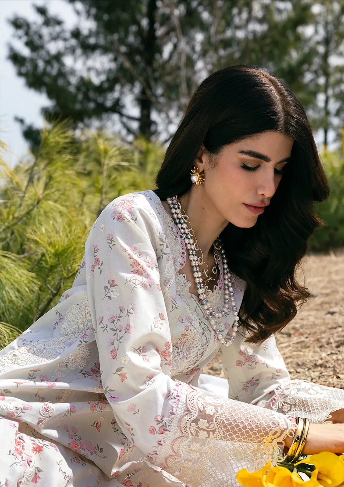 mohsin-saeed-fabrics-luxury-fashion-collection-daily-wear-wedding-and-formal-in-budget-This-product-is-from-qalamkar-qlinekari-lawn25-dc-13-miri-is-available-on-Mohsin-saeed-fabrics-website.
