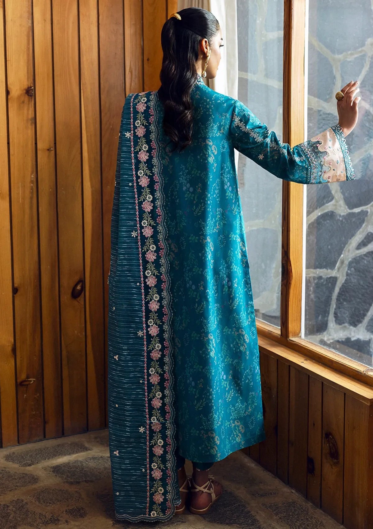mohsin-saeed-fabrics-luxury-fashion-collection-daily-wear-wedding-and-formal-in-budget-This-product-is-from-qalamkar-qlinekari-lawn25-dc-10-fina-is-available-on-Mohsin-saeed-fabrics-website.