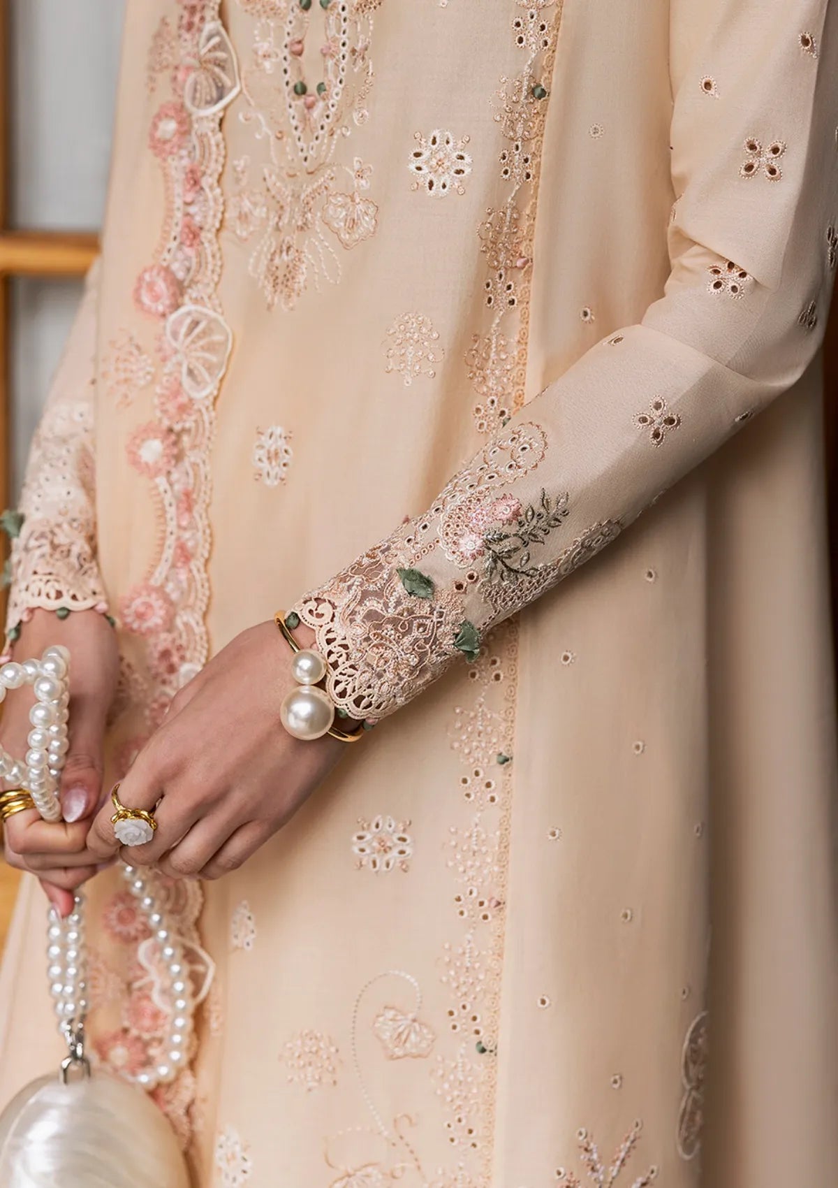 mohsin-saeed-fabrics-luxury-fashion-collection-daily-wear-wedding-and-formal-in-budget-This-product-is-from-qalamkar-qlinekari-lawn25-dc-12-disa-is-available-on-Mohsin-saeed-fabrics-website.
