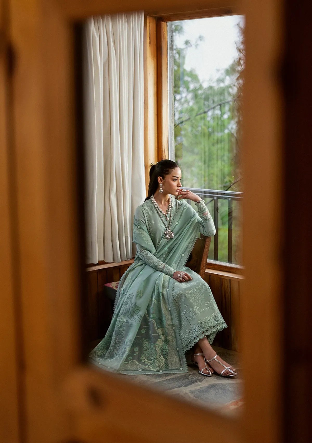mohsin-saeed-fabrics-luxury-fashion-collection-daily-wear-wedding-and-formal-in-budget-This-product-is-from-qalamkar-qlinekari-lawn25-dc-15-elira-is-available-on-Mohsin-saeed-fabrics-website.