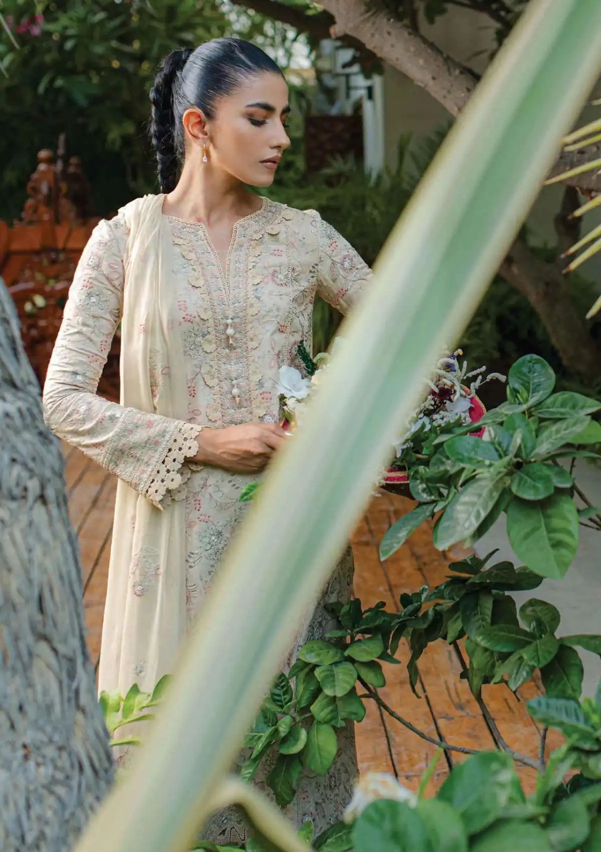 Qalamkar Qline Linen Collection'23 WL-04 (CELESTE) - Mohsin Saeed Fabrics