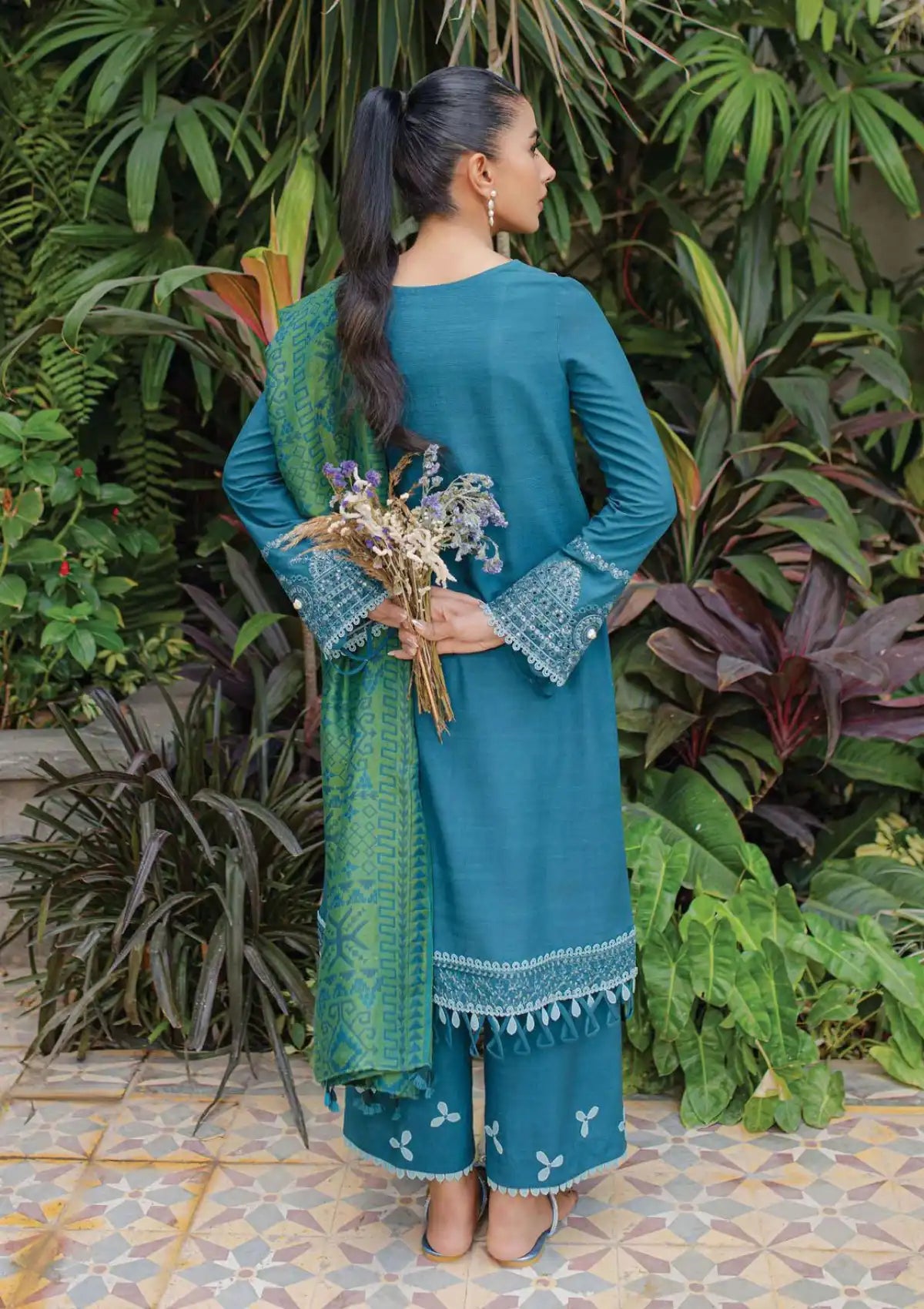 Qalamkar Qline Linen Collection'23 WL-08 (SOLENE) - Mohsin Saeed Fabrics