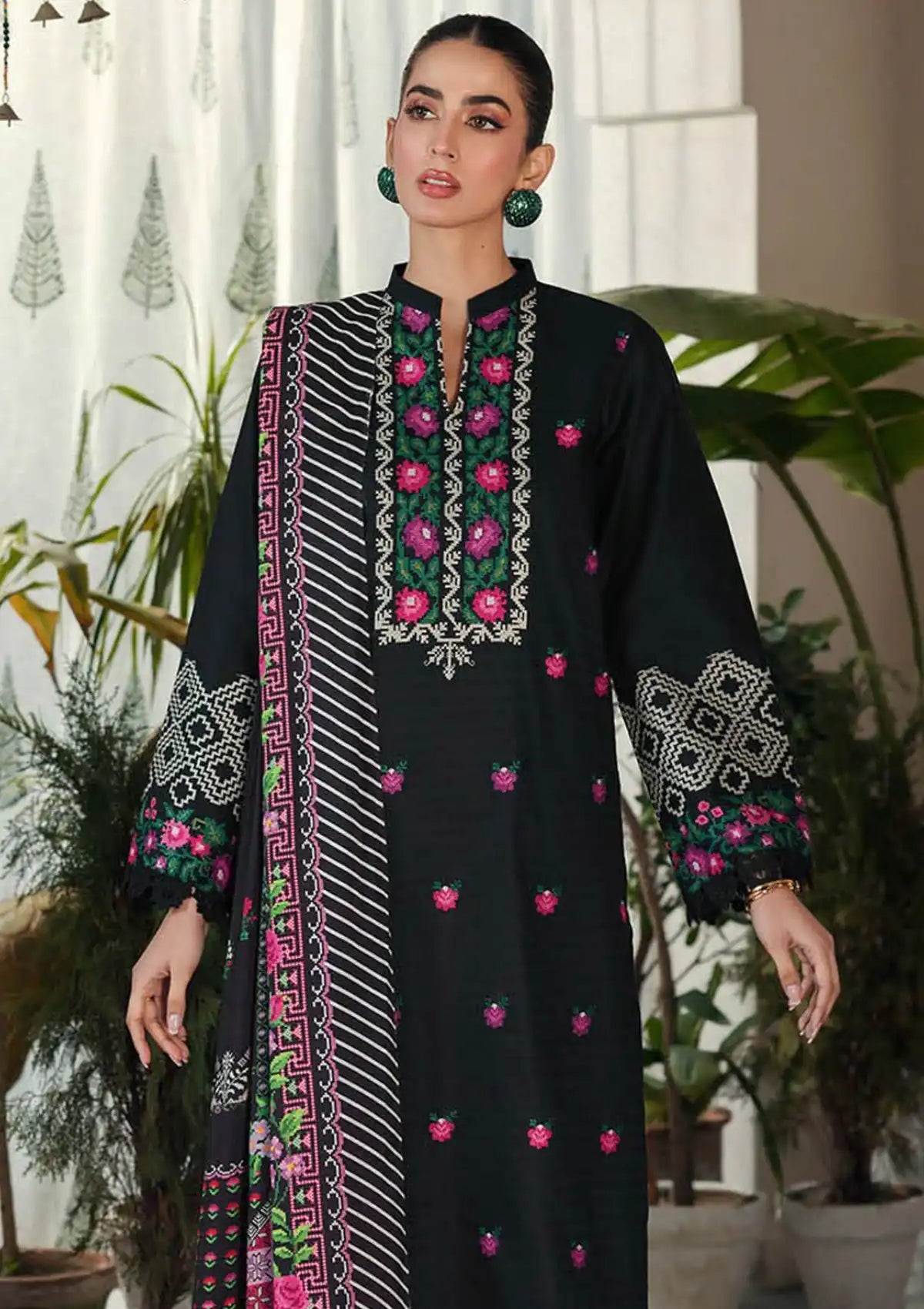 Rajbari Essentials Spring Summer'24 D-11 - Mohsin Saeed Fabrics