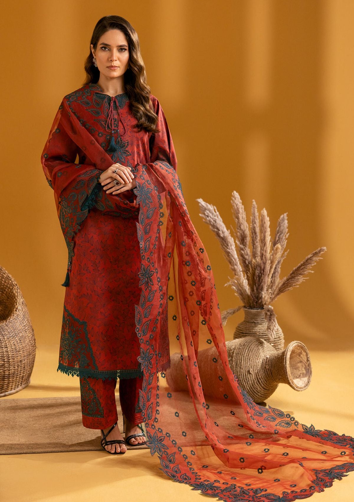 Maahi Print Emb Lawn by Alizeh'24 D-08 MIRA - Mohsin Saeed Fabrics
