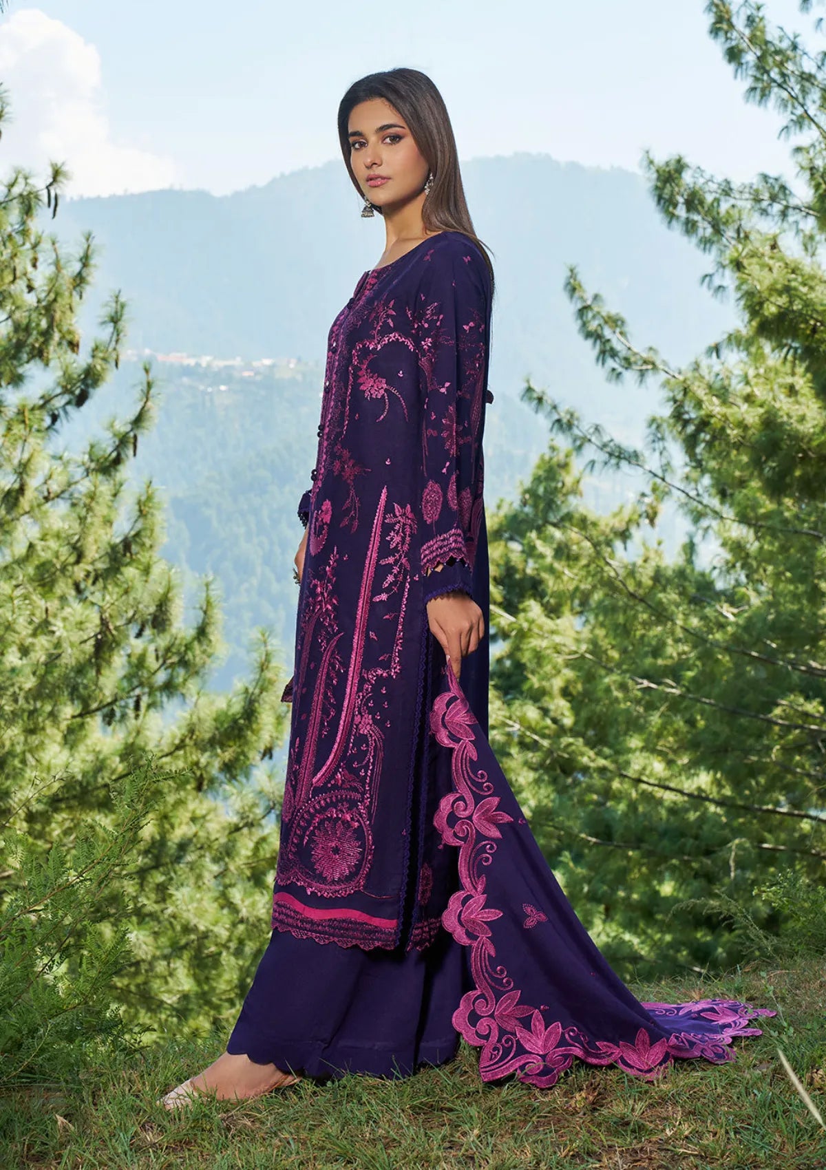 Reet By Ramsha'25 R-1305