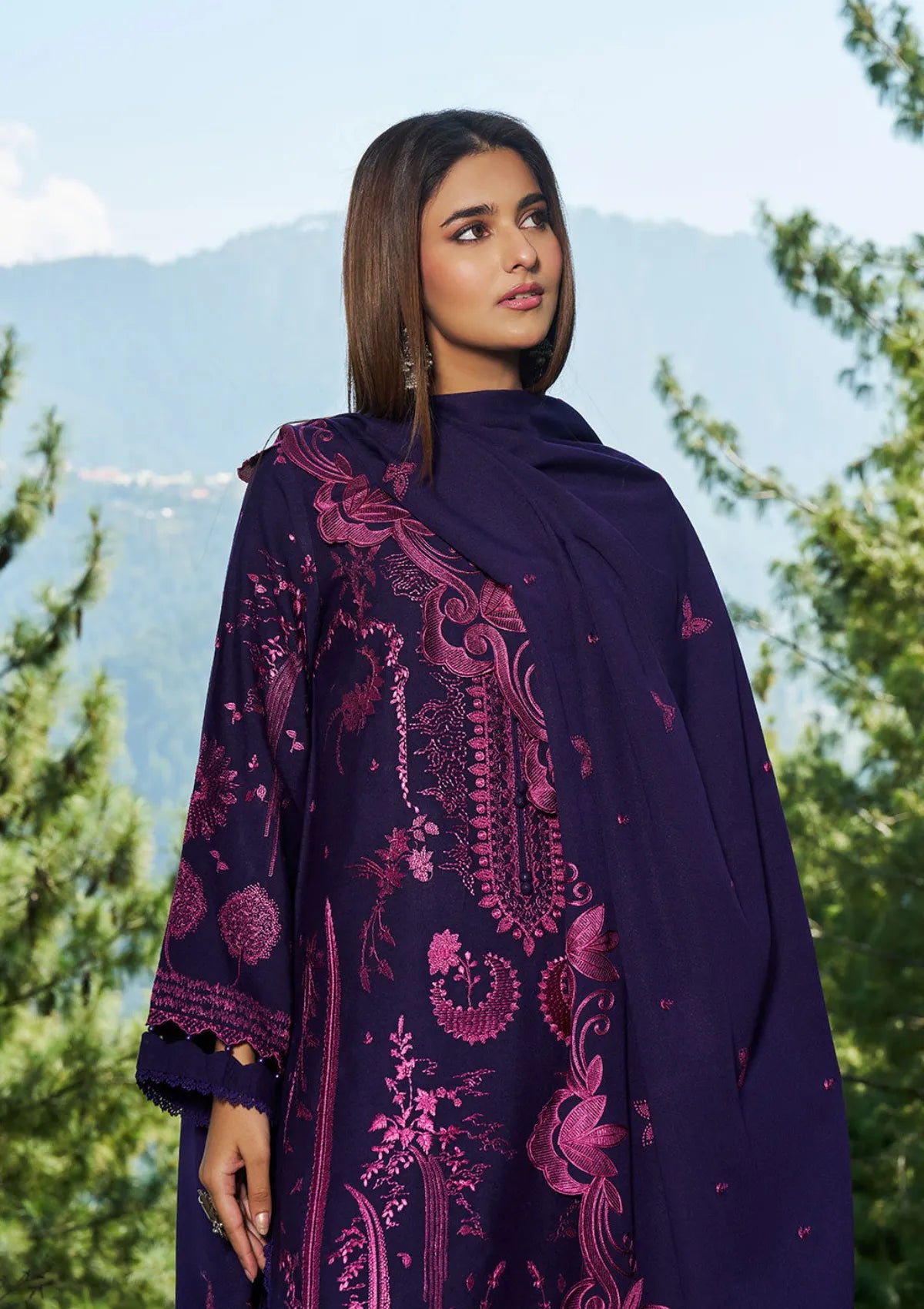 Reet By Ramsha'25 R-1305