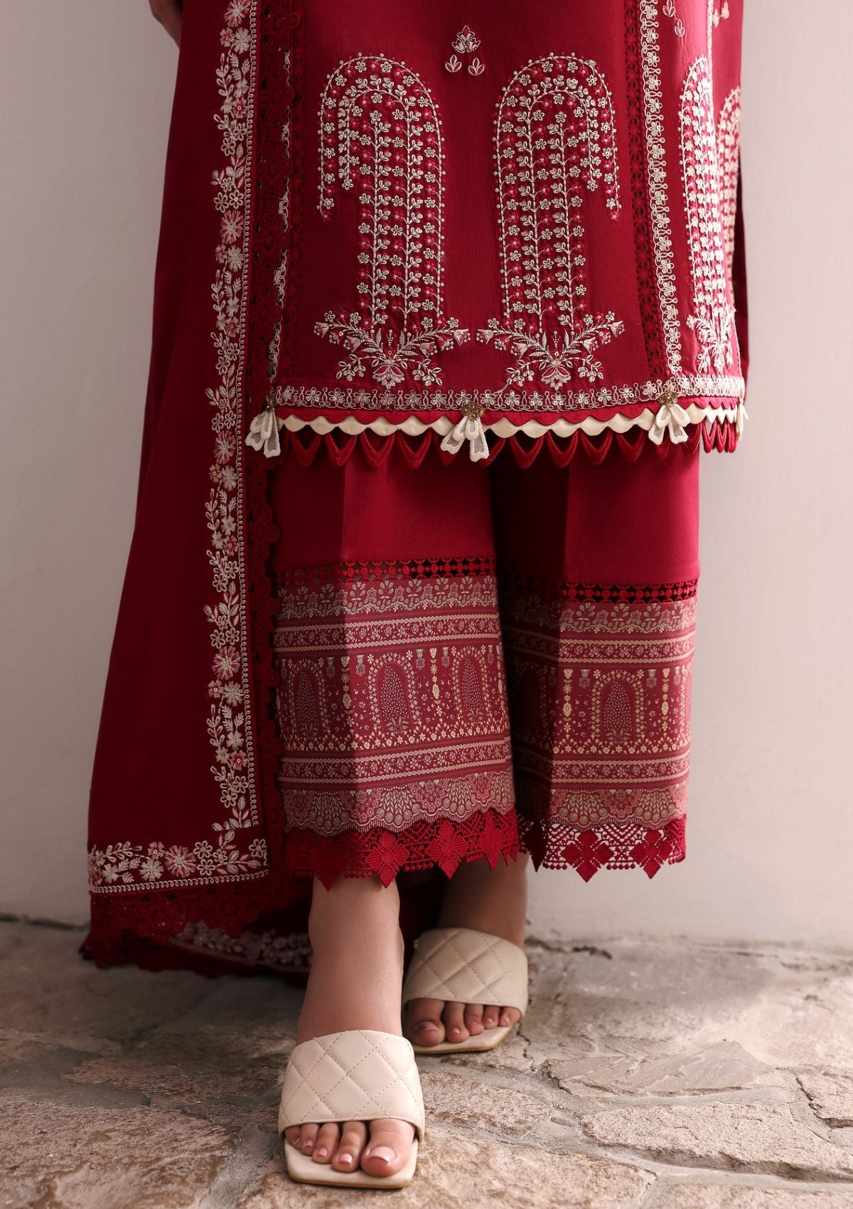 mohsin-saeed-fabrics-luxury-fashion-collection-daily-wear-wedding-and-formal-in-budget-This-product-is-from-republic-talia-summer-lawn25-d-06a-is-available-on-Mohsin-saeed-fabrics-website.