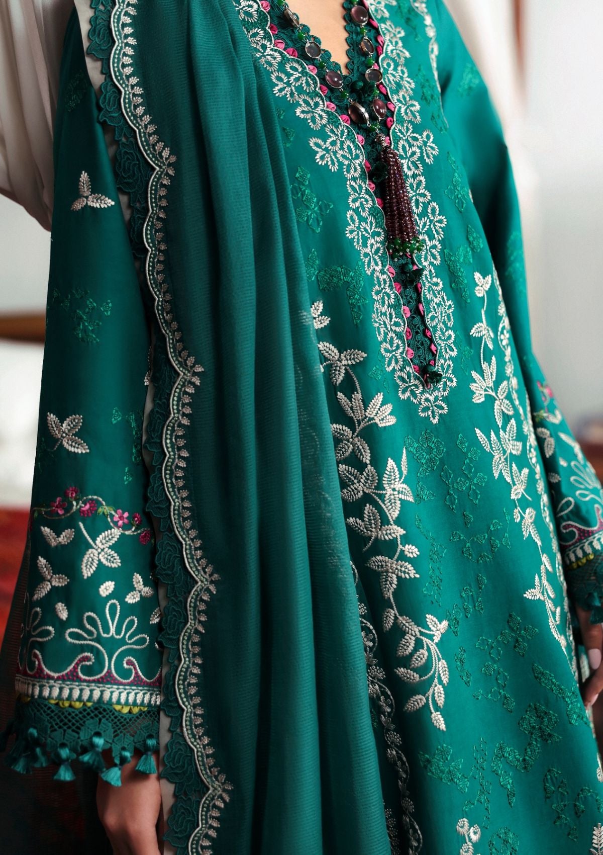 mohsin-saeed-fabrics-luxury-fashion-collection-daily-wear-wedding-and-formal-in-budget-This-product-is-from-republic-talia-summer-lawn25-d-08b-is-available-on-Mohsin-saeed-fabrics-website.