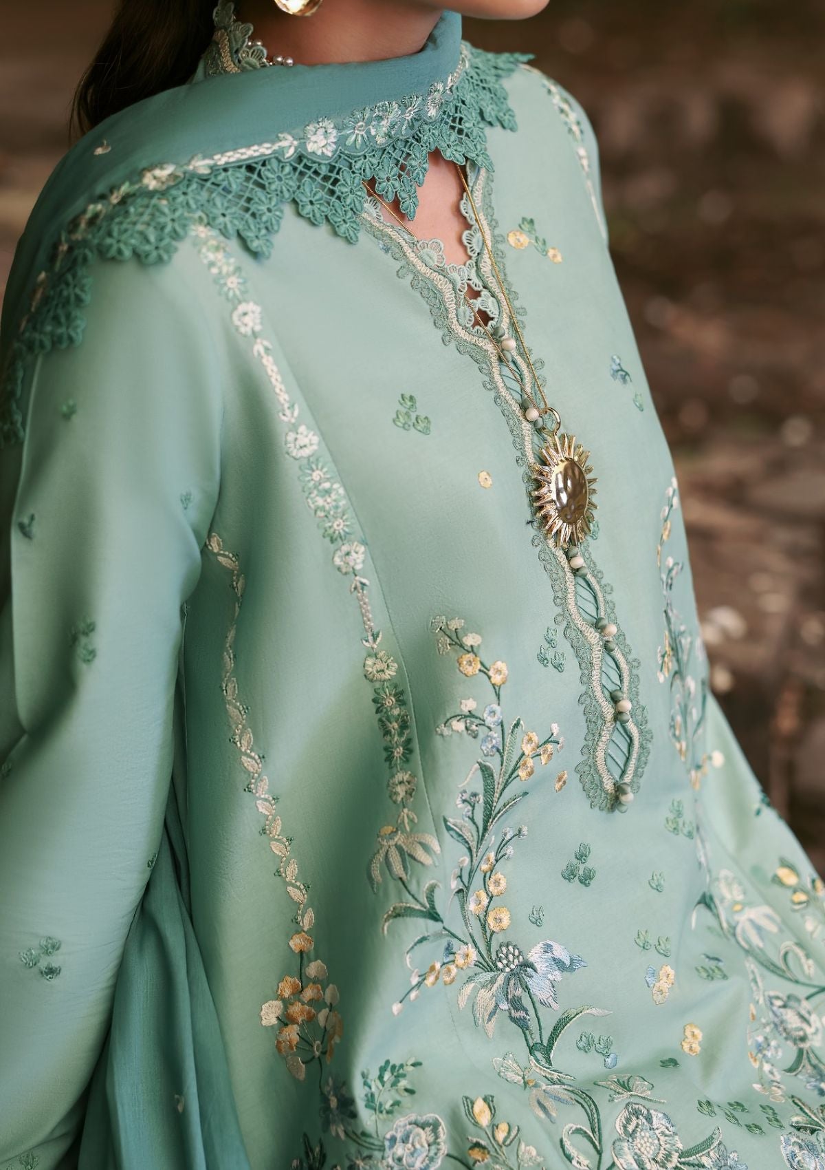 mohsin-saeed-fabrics-luxury-fashion-collection-daily-wear-wedding-and-formal-in-budget-This-product-is-from-republic-talia-summer-lawn25-d-05a-is-available-on-Mohsin-saeed-fabrics-website.