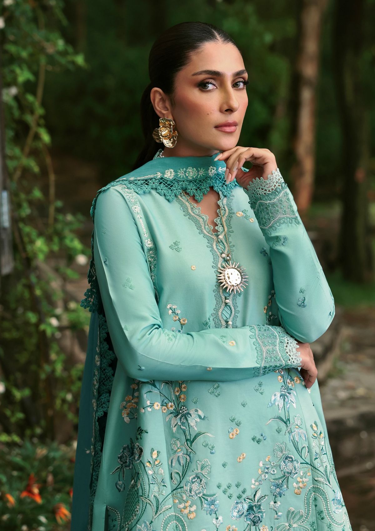 mohsin-saeed-fabrics-luxury-fashion-collection-daily-wear-wedding-and-formal-in-budget-This-product-is-from-republic-talia-summer-lawn25-d-05a-is-available-on-Mohsin-saeed-fabrics-website.