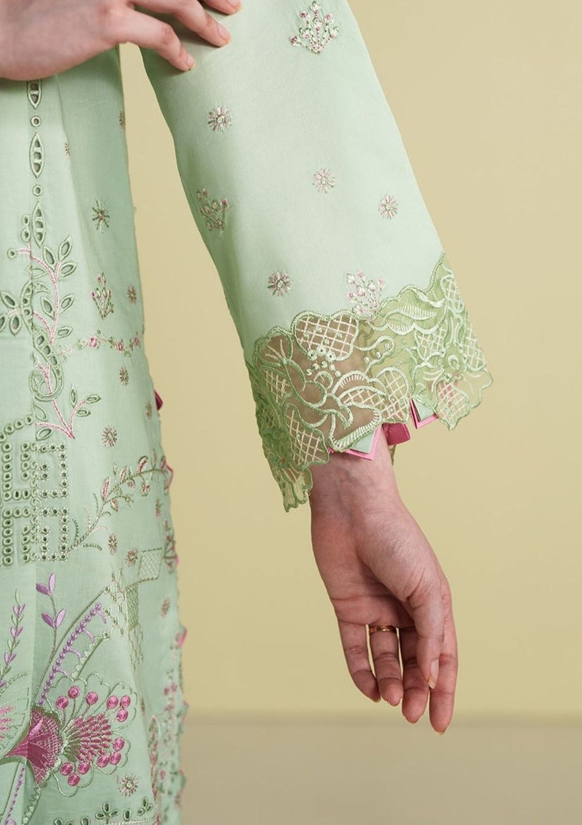 Neeshay Whispers of Summer Luxury Lawn'26 -INEZ