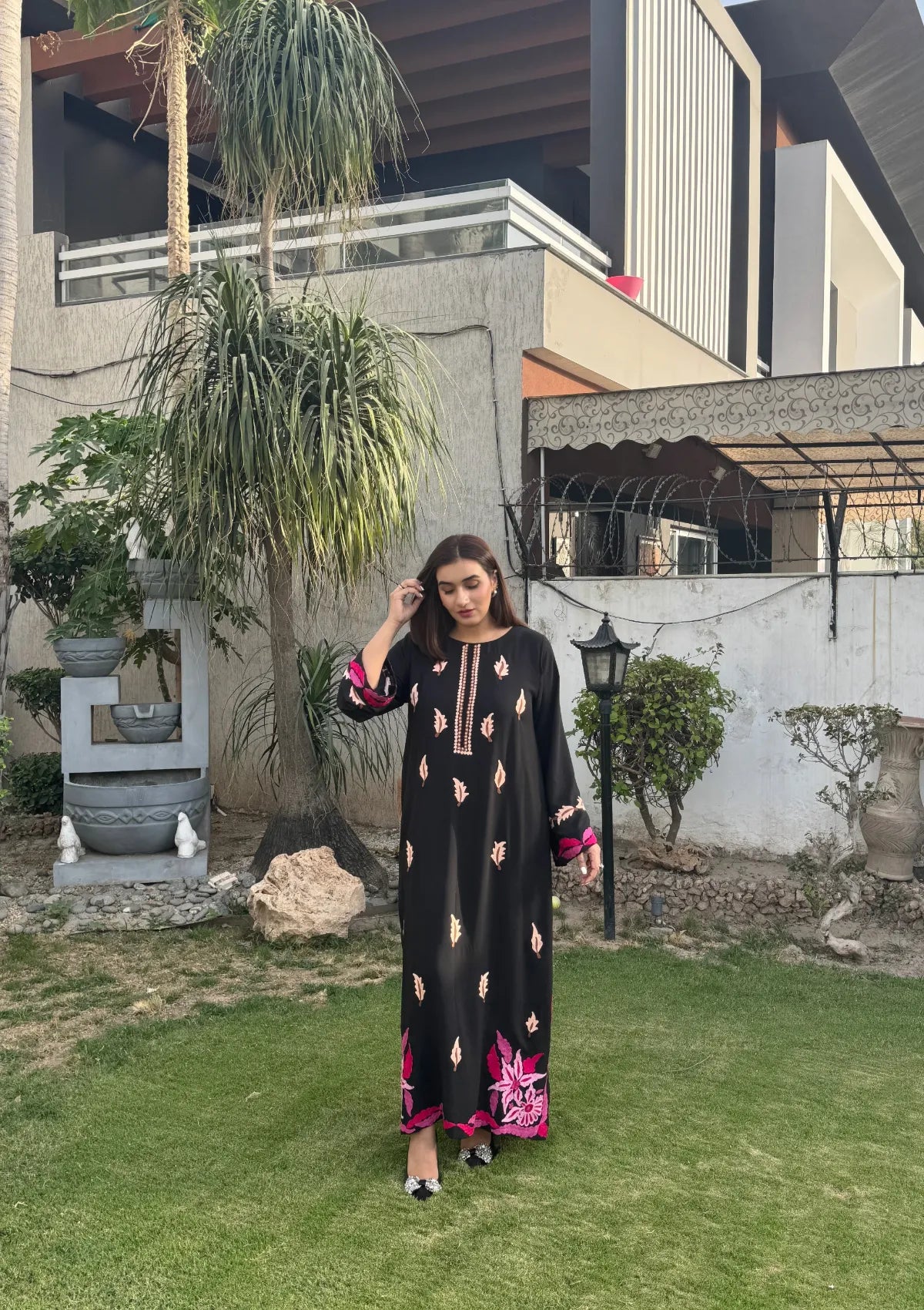 mohsin-saeed-fabrics-designer-daily-wear-formal-and-wedding-suits-within-budget-This-product-is-from-manahils-threaded-embroidery-kaftan-is-available-on-Mohsin-saeed-fabrics-website.