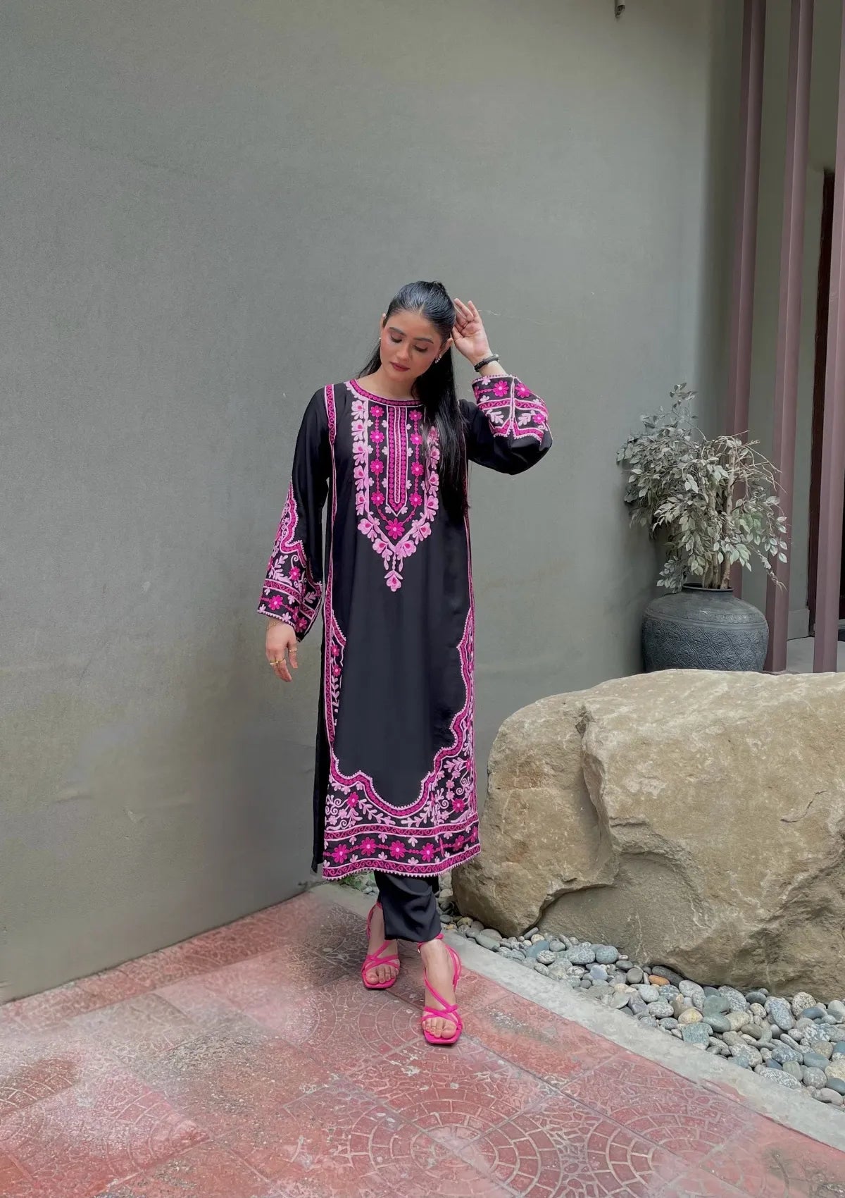 mohsin-saeed-fabrics-designer-daily-wear-formal-and-wedding-suits-within-budget-This-product-is-from-manahils-multi-embroidered-two-pc-is-available-on-Mohsin-saeed-fabrics-website.